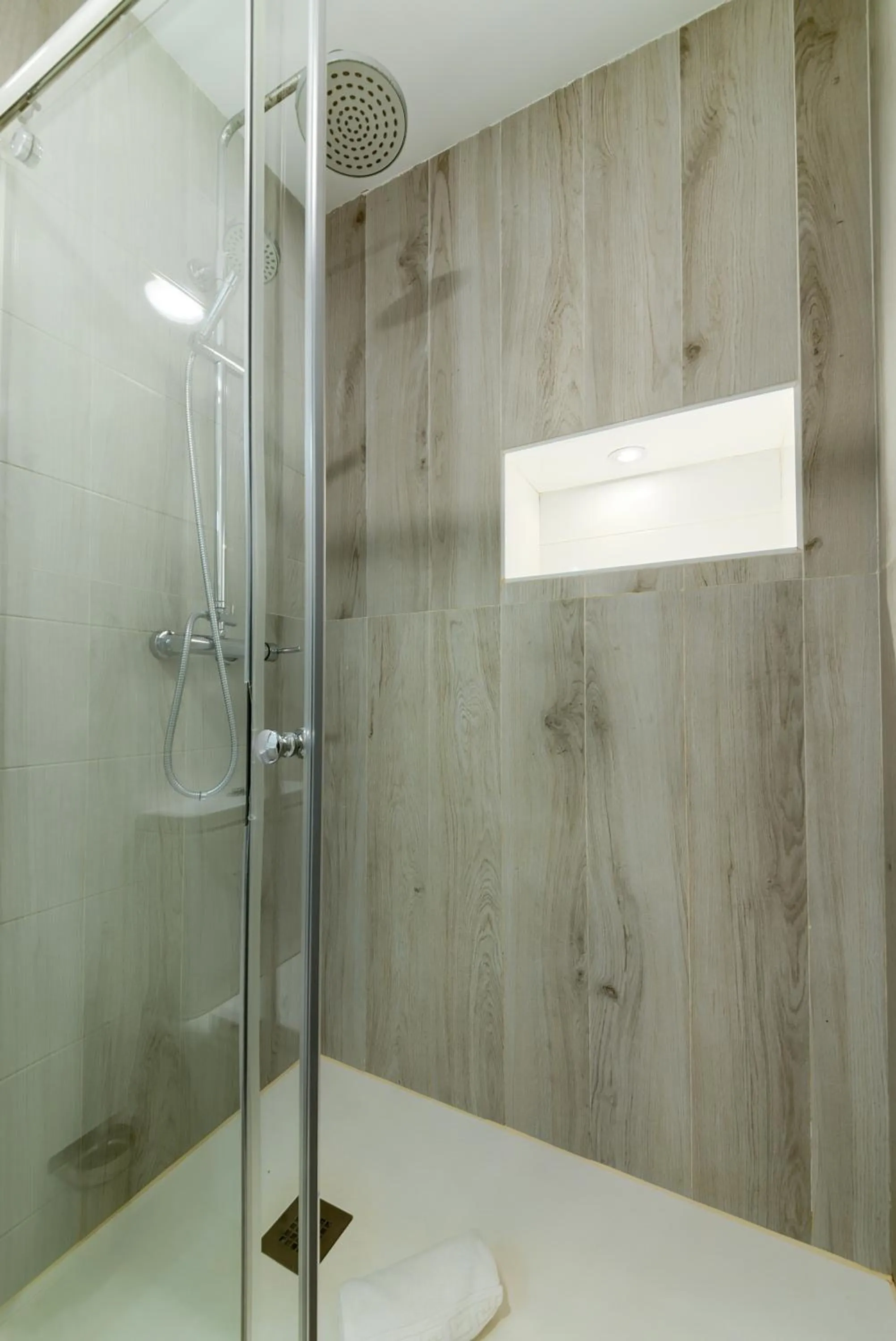 Shower in Holidays2Malaga Suites