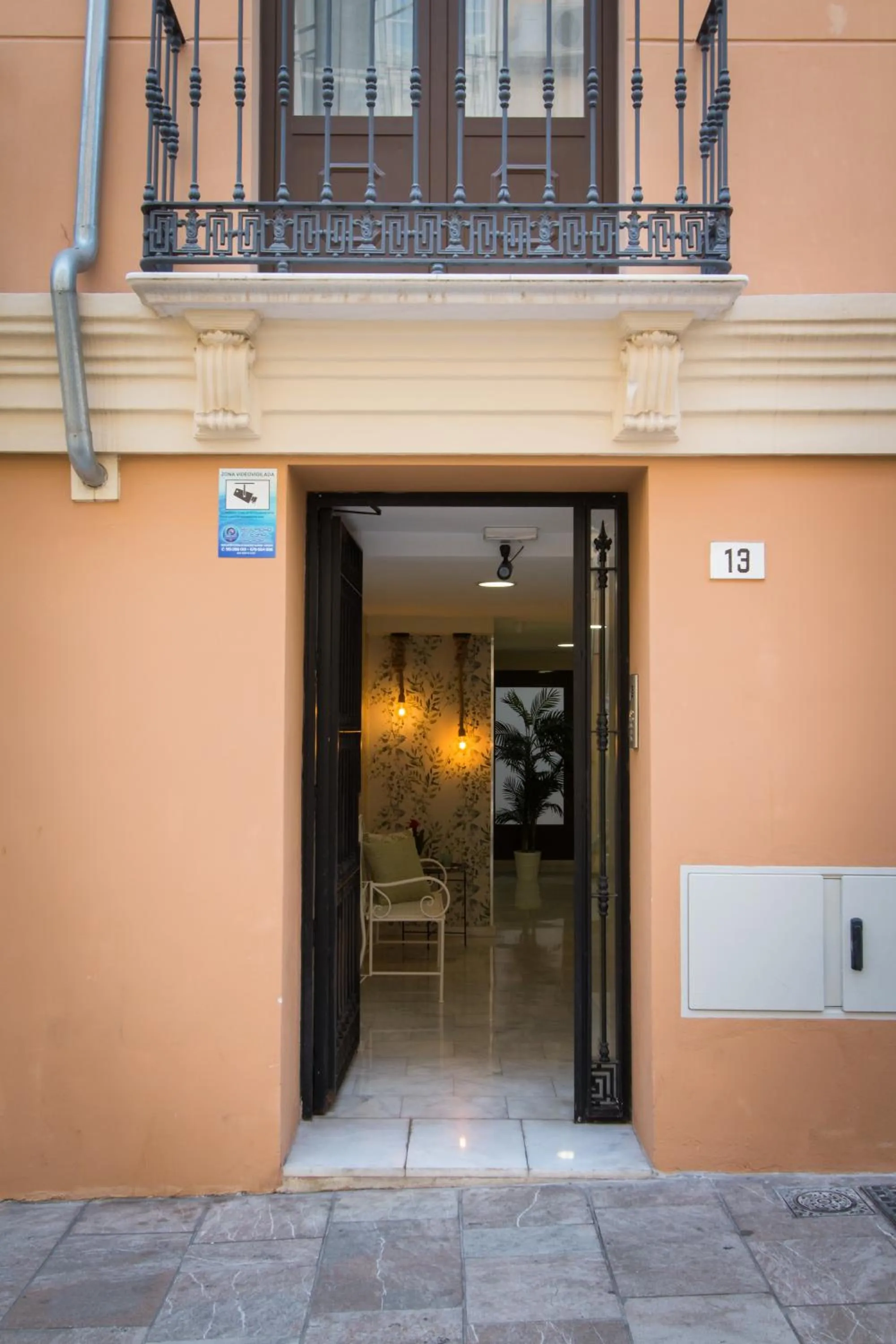 Facade/entrance in Holidays2Malaga Suites
