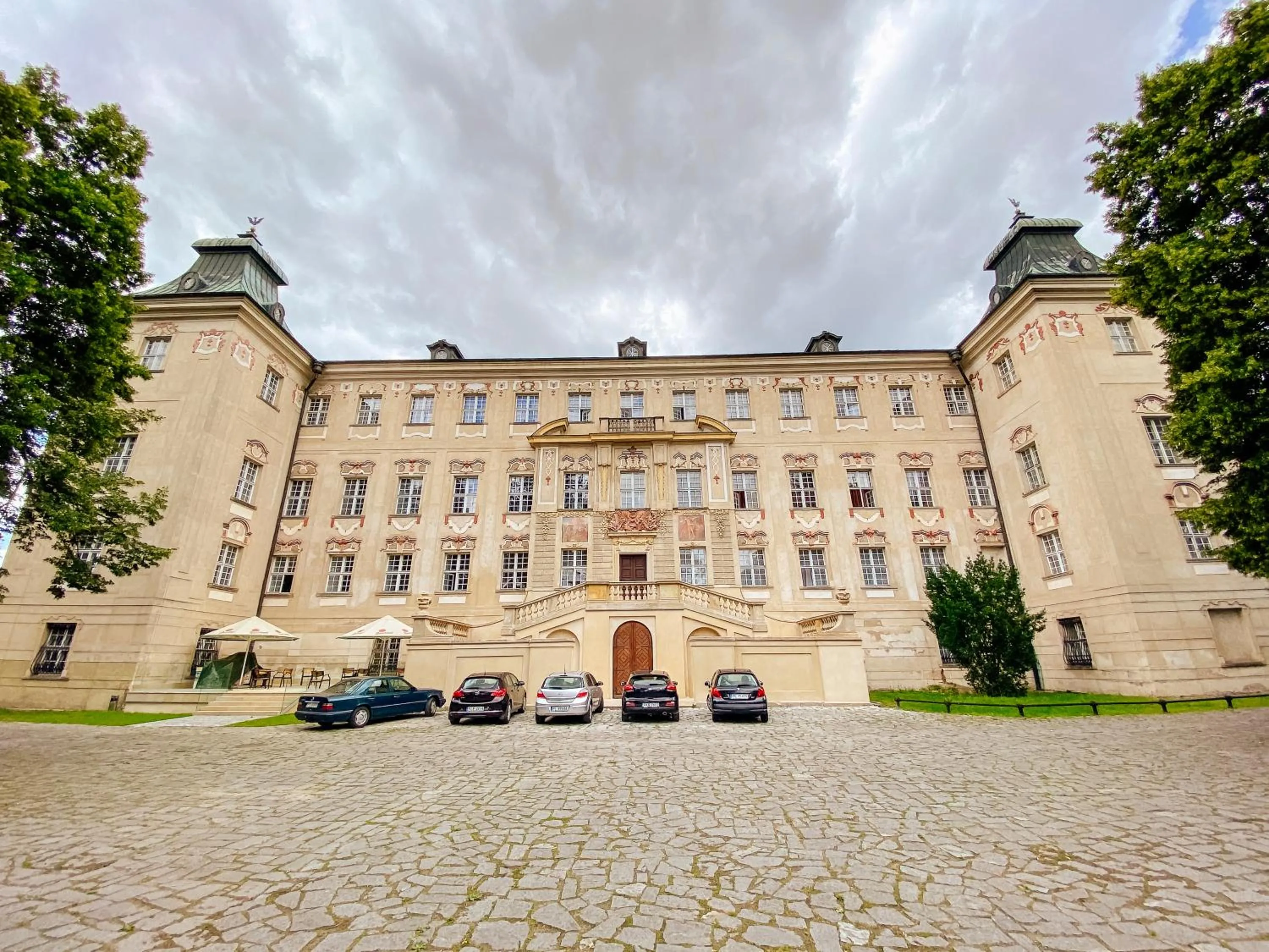 Property building in Hotel Zamek Królewski w Rydzynie