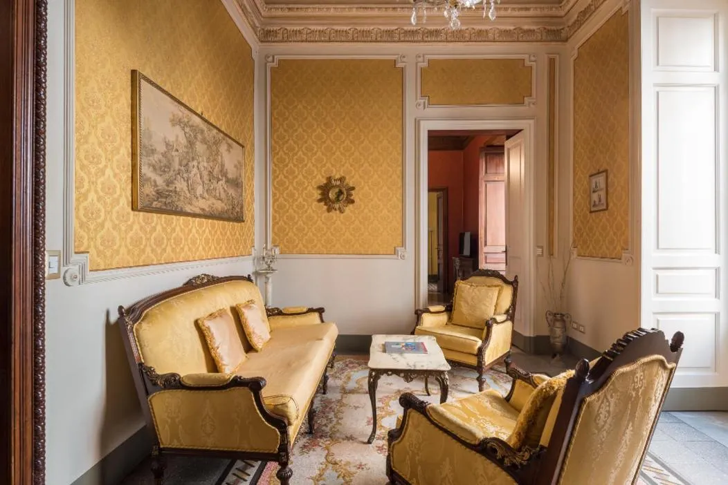 Living room in Palazzo Arcidiacono - luxury holidays