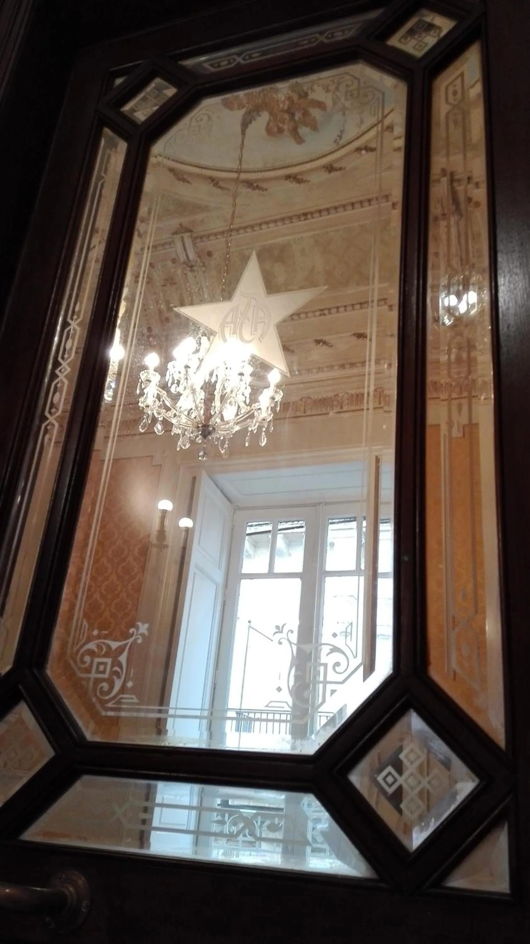 Living room in Palazzo Arcidiacono - luxury holidays