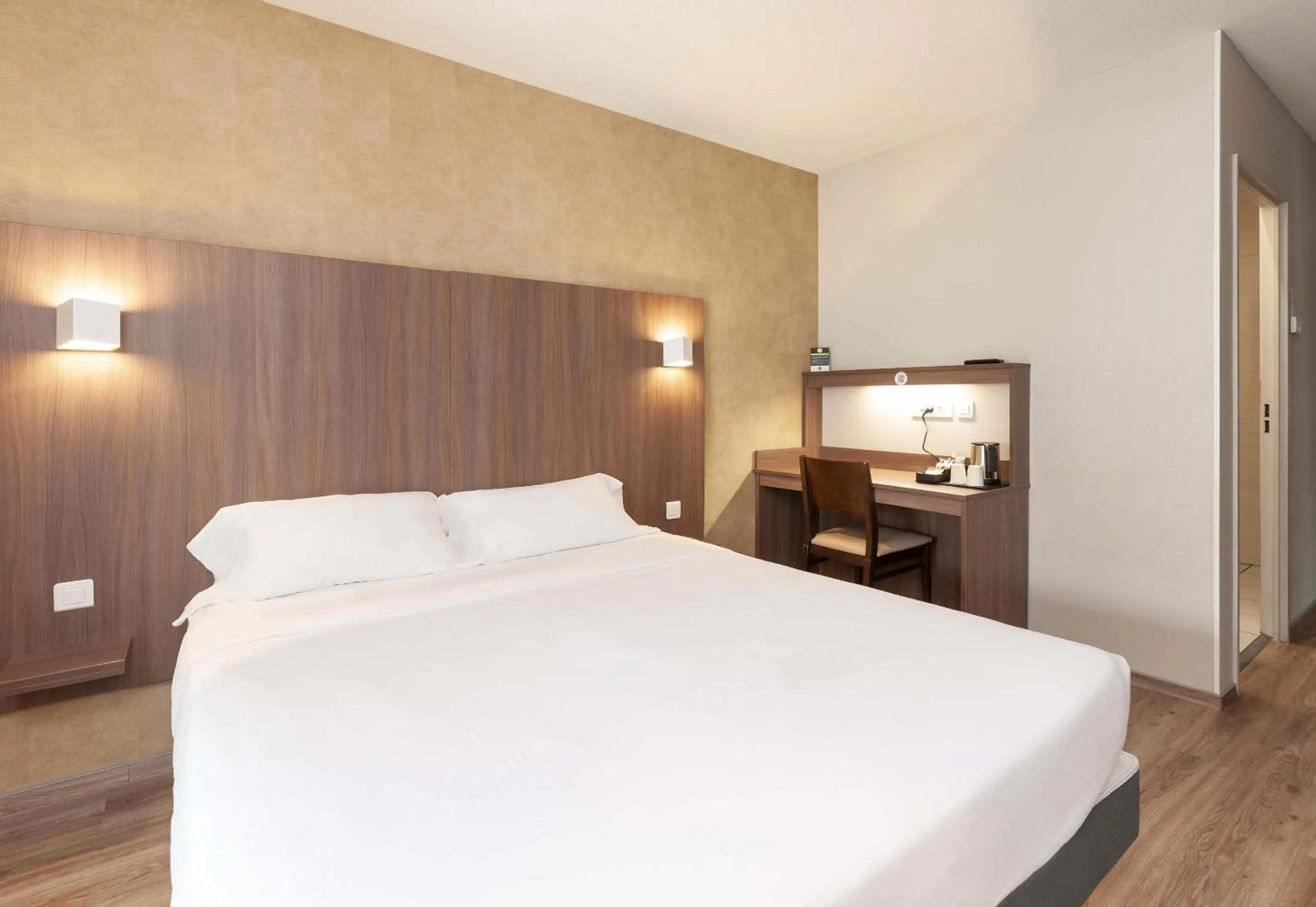 Bedroom, Bed in B&B HOTEL Saint Jean de Luz