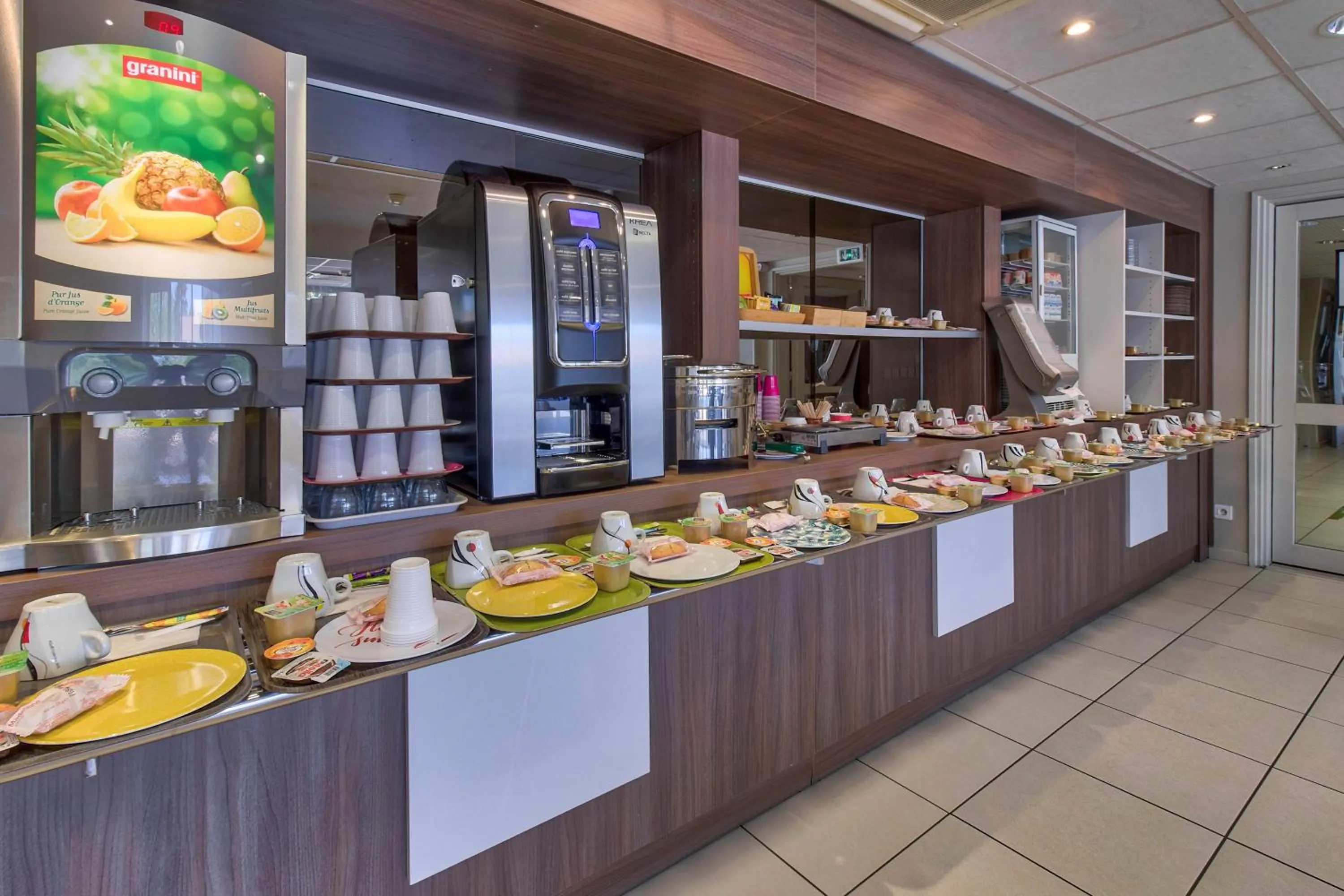 Buffet breakfast in B&B HOTEL Saint Jean de Luz