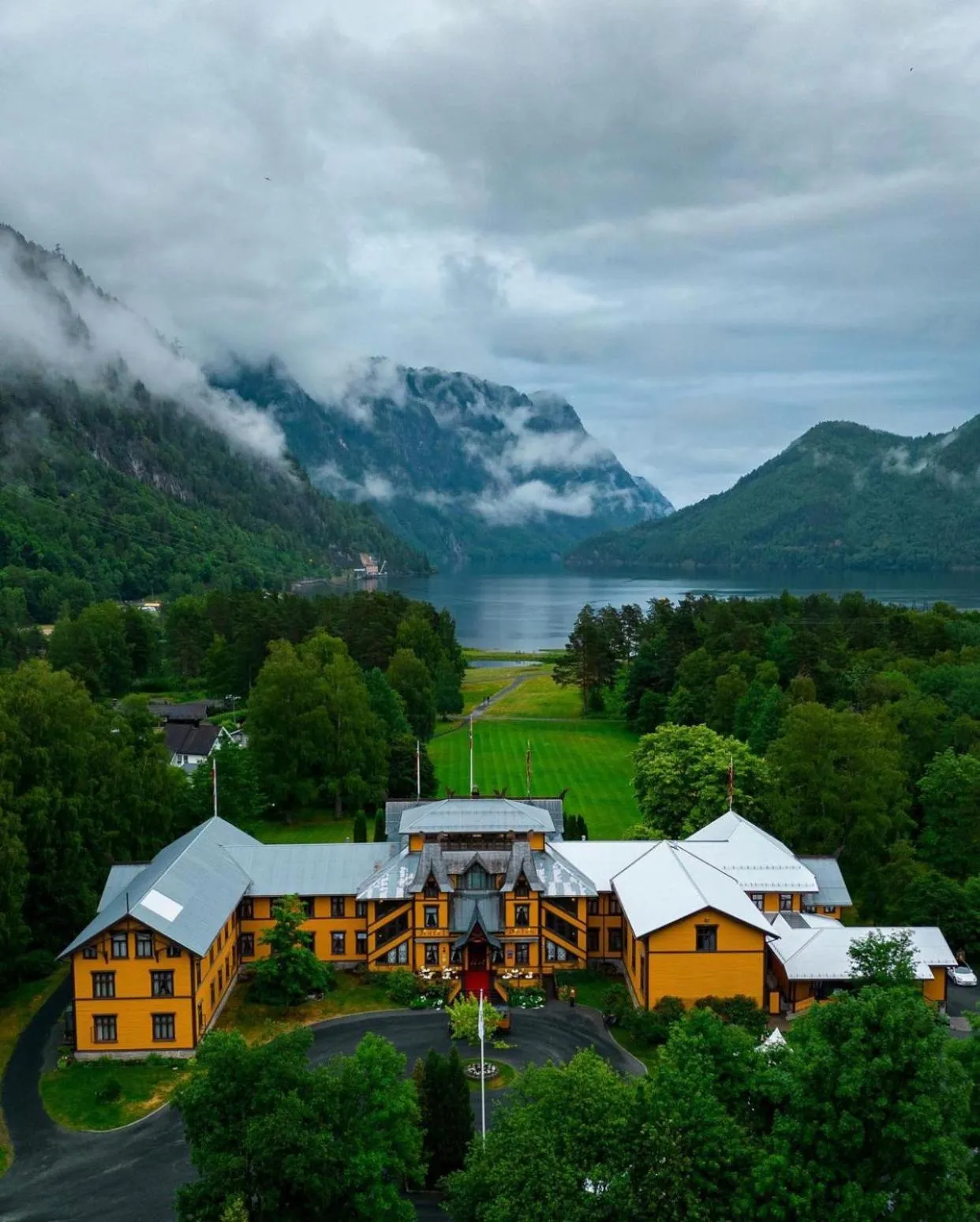 Property building in Dalen Hotel