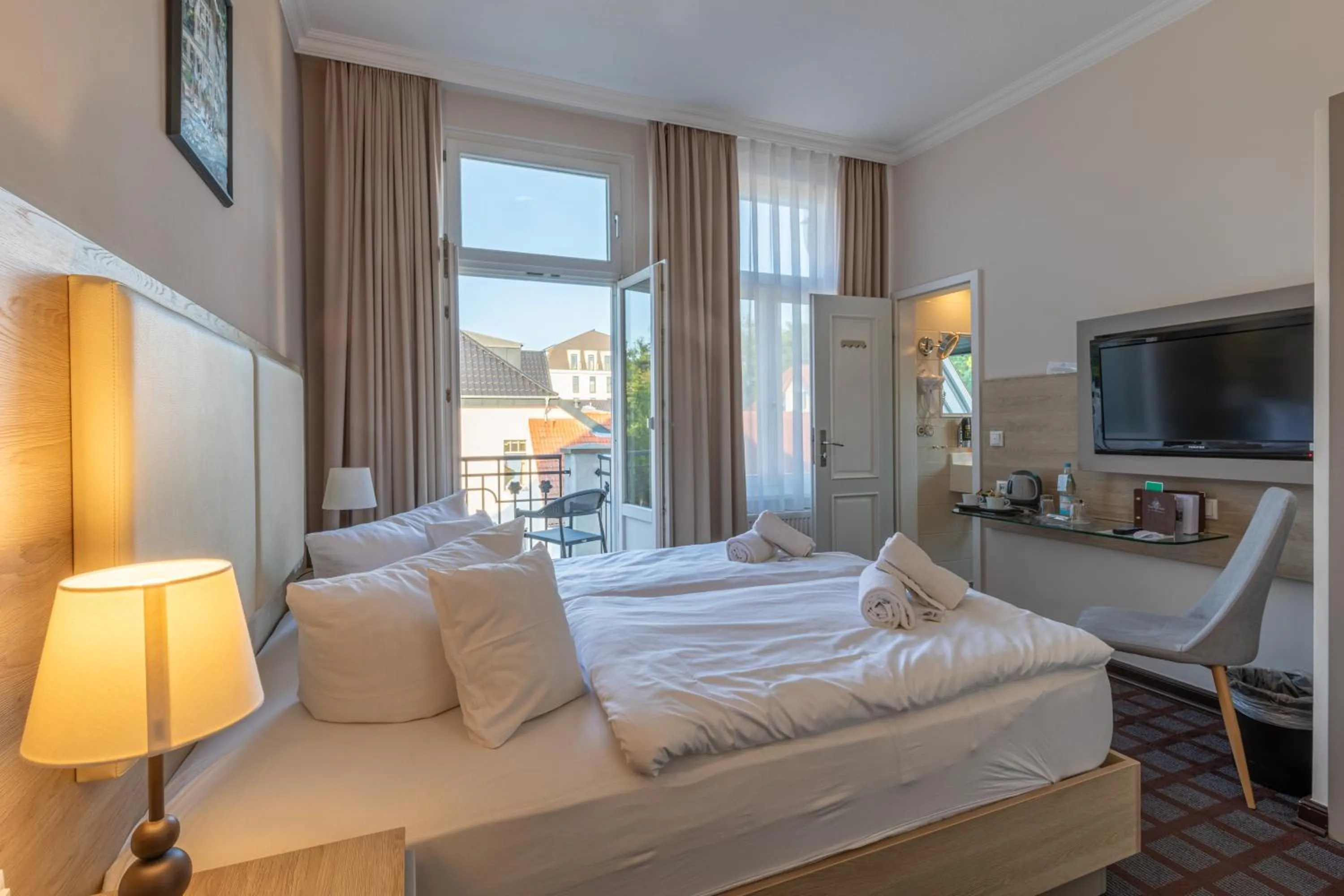 Photo of the whole room, Bed in Hotel Polar-Stern