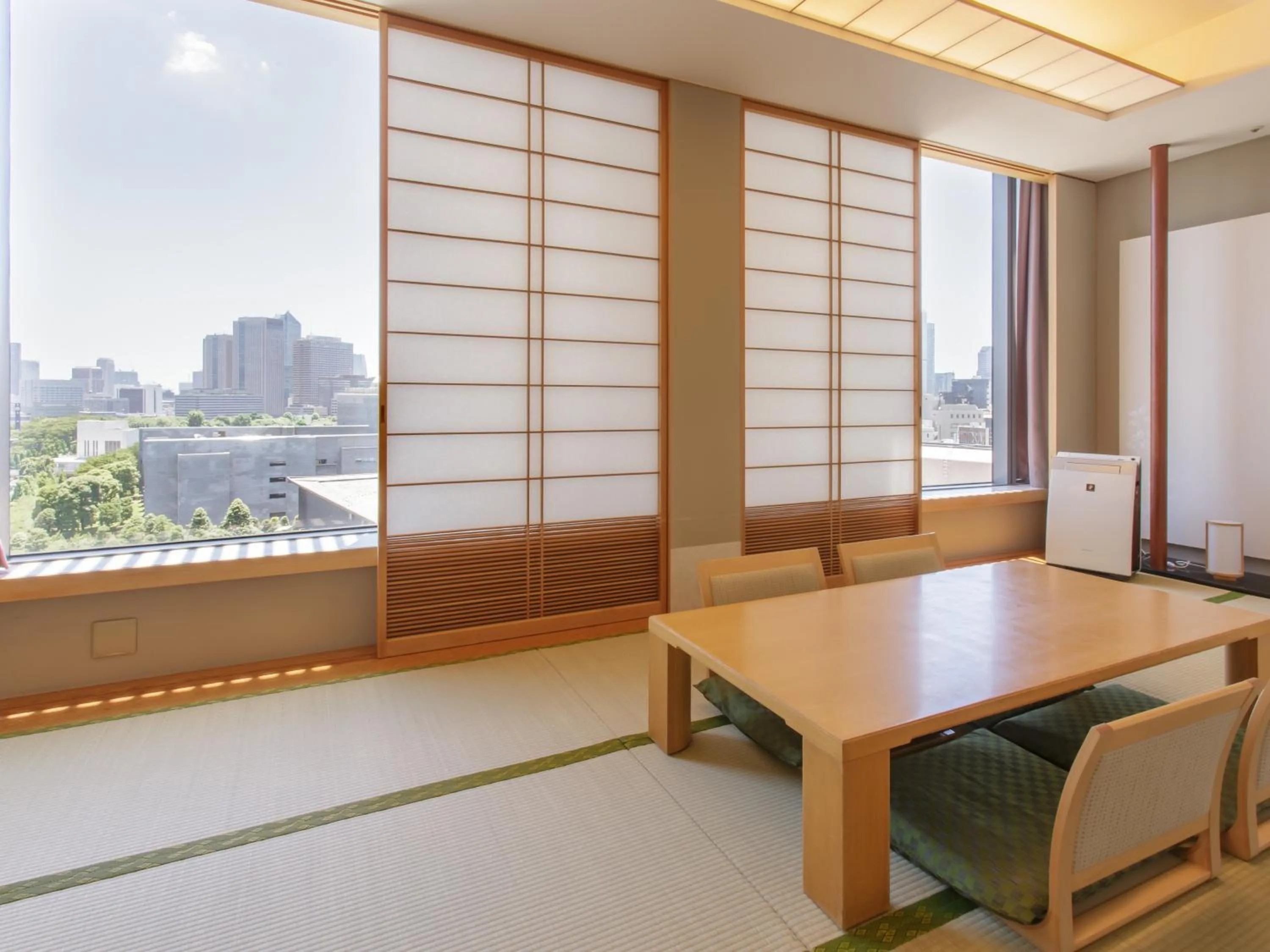 Photo of the whole room in Hotel Grand Arc Hanzomon