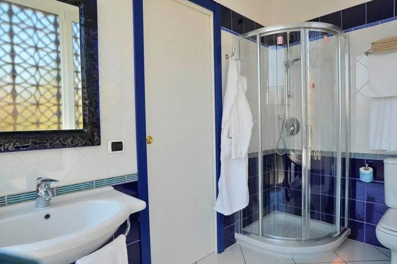 Shower in Villa Grachira