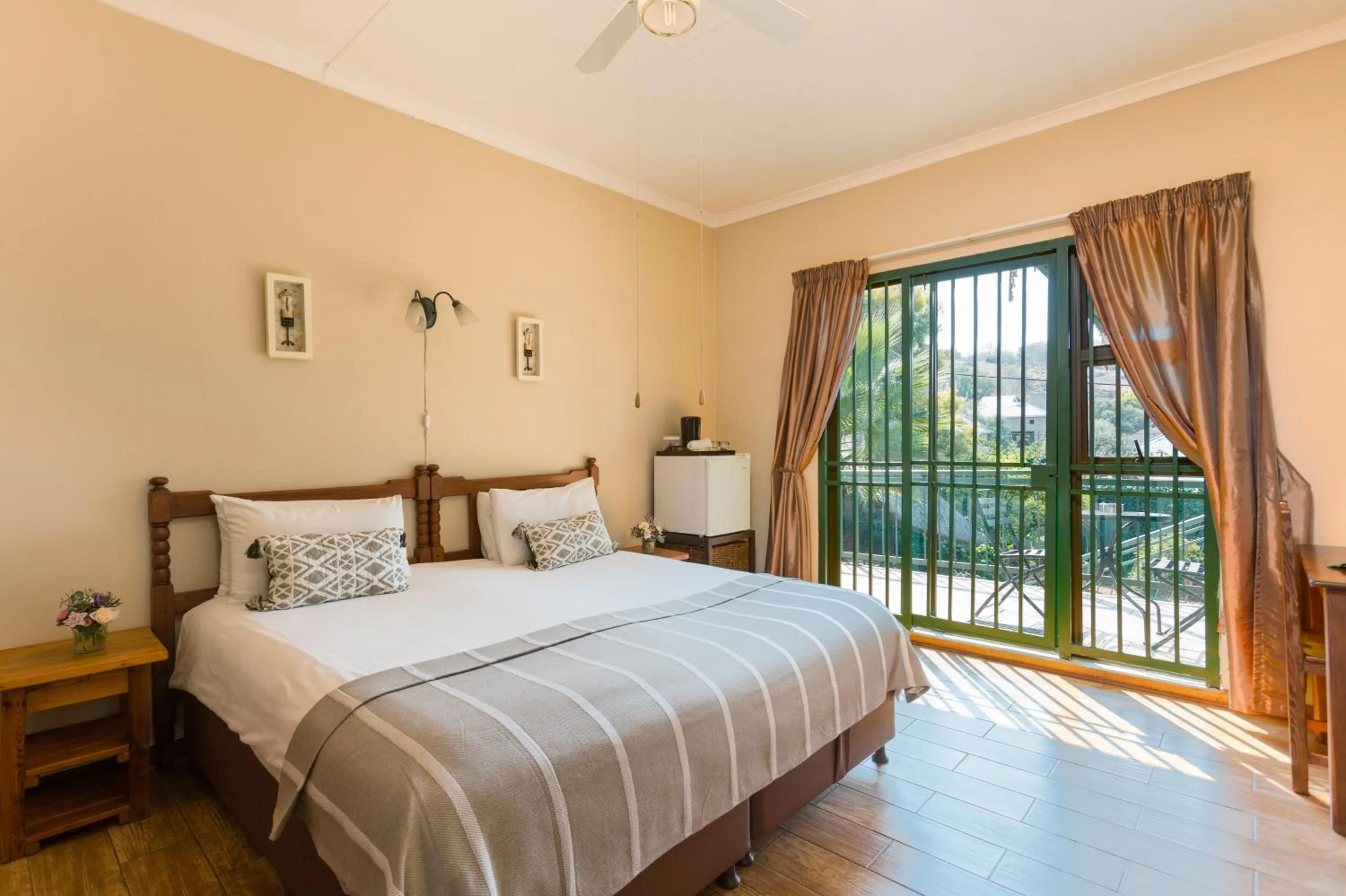 Bed in Agterplaas Guesthouse Pty Ltd