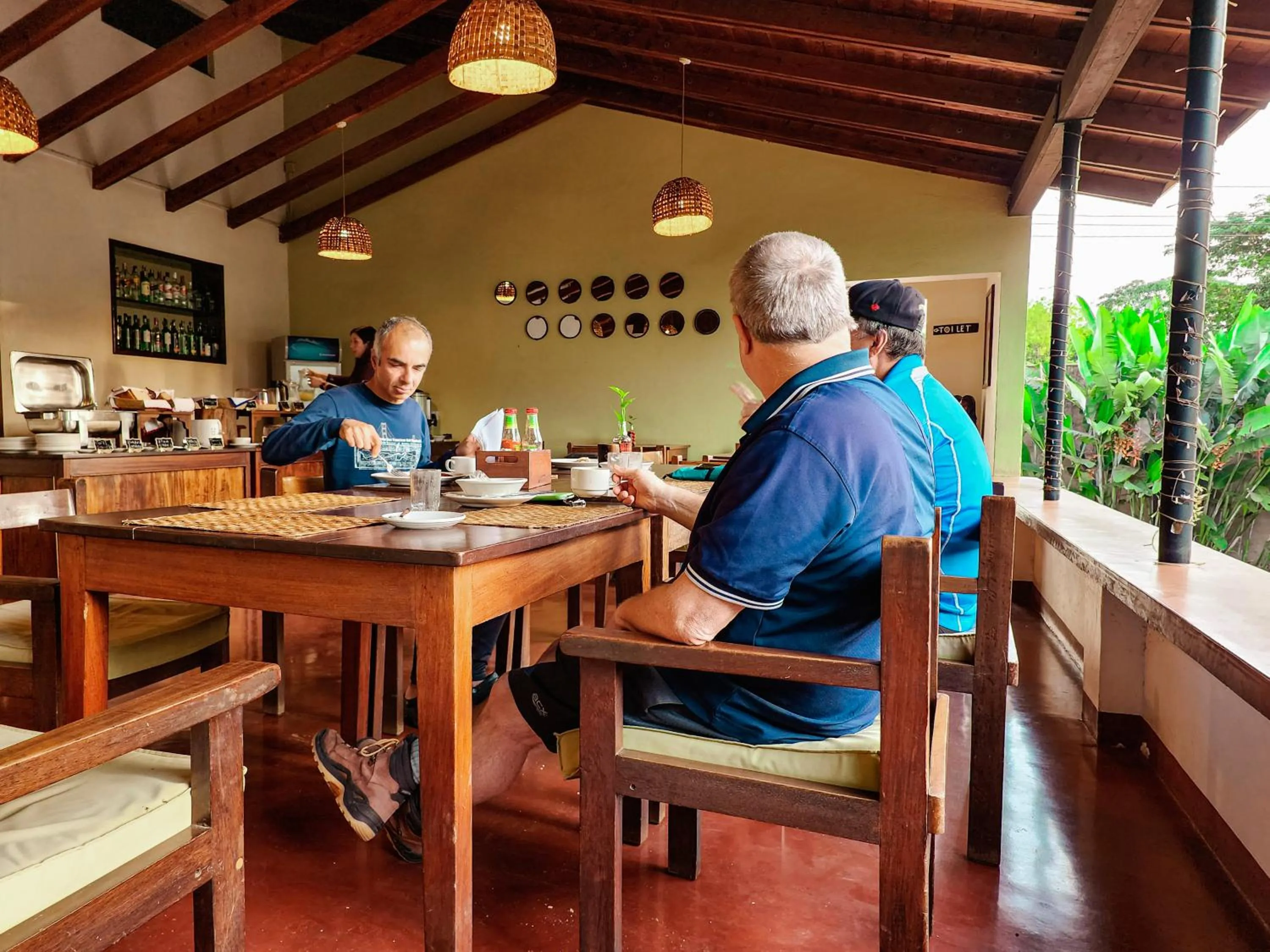 Restaurant/places to eat in Bristol Cottages Kilimanjaro