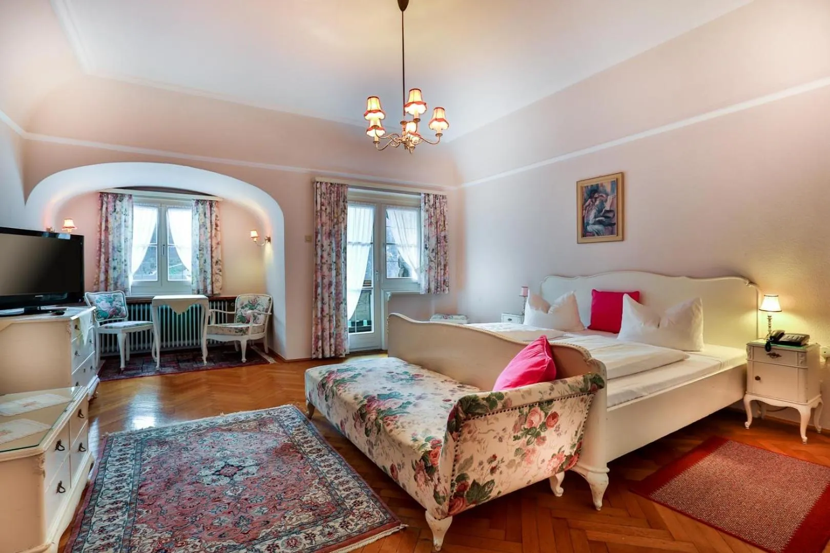 Photo of the whole room in Hotel Schiffmeister