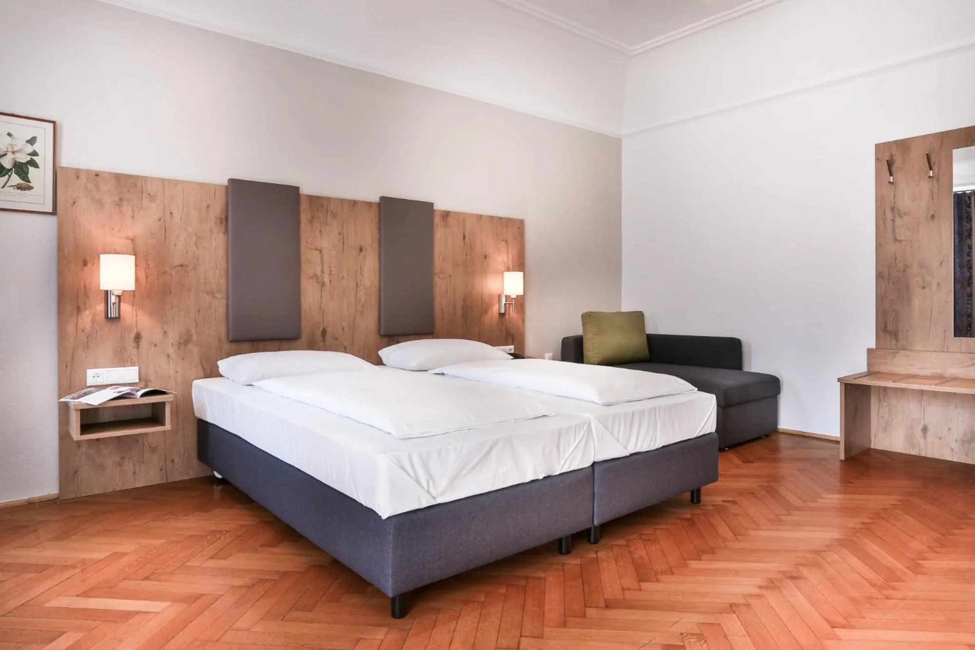 Photo of the whole room in Hotel Schiffmeister