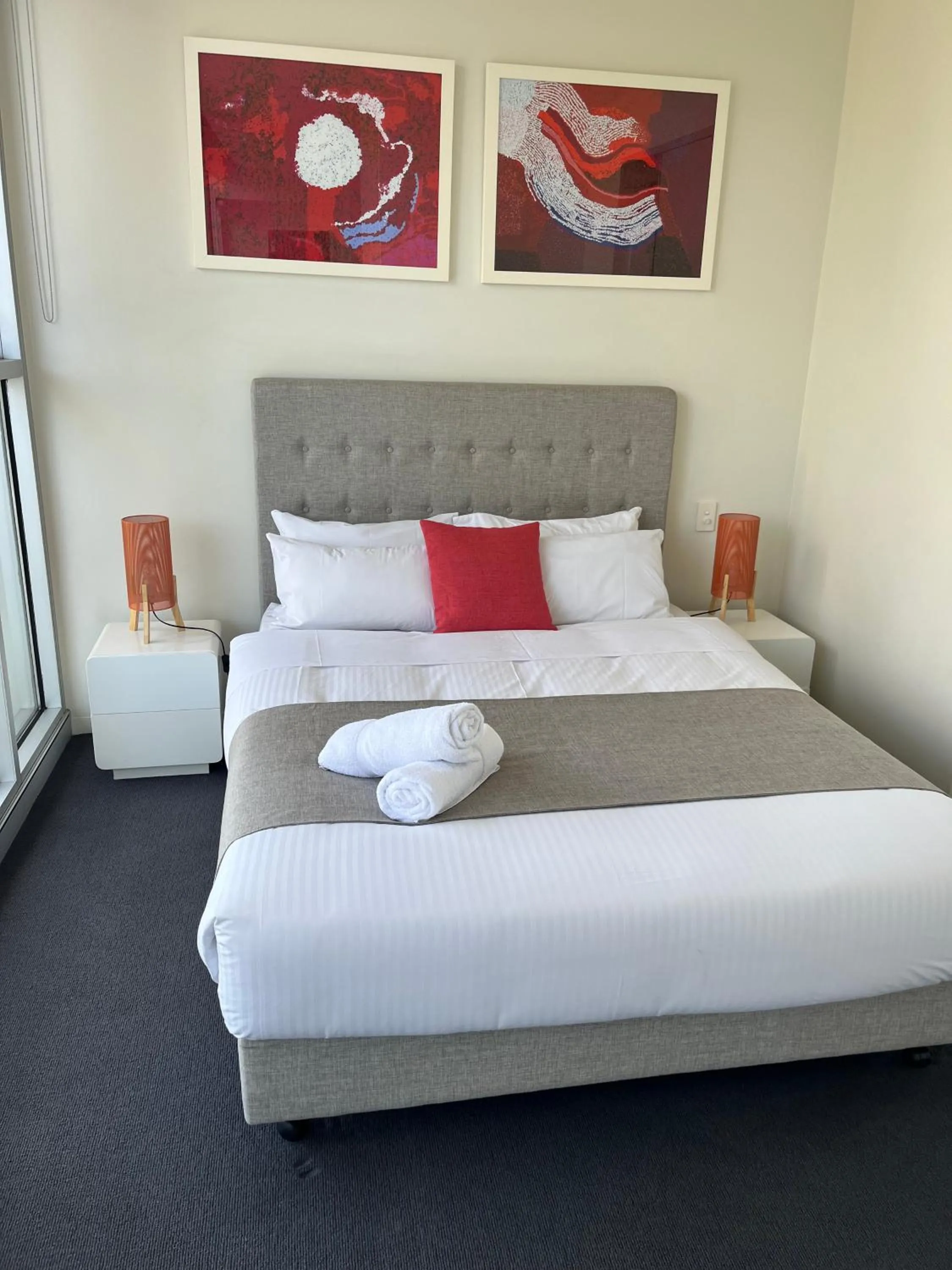 Bed in Tasha's Apartments on Warwick