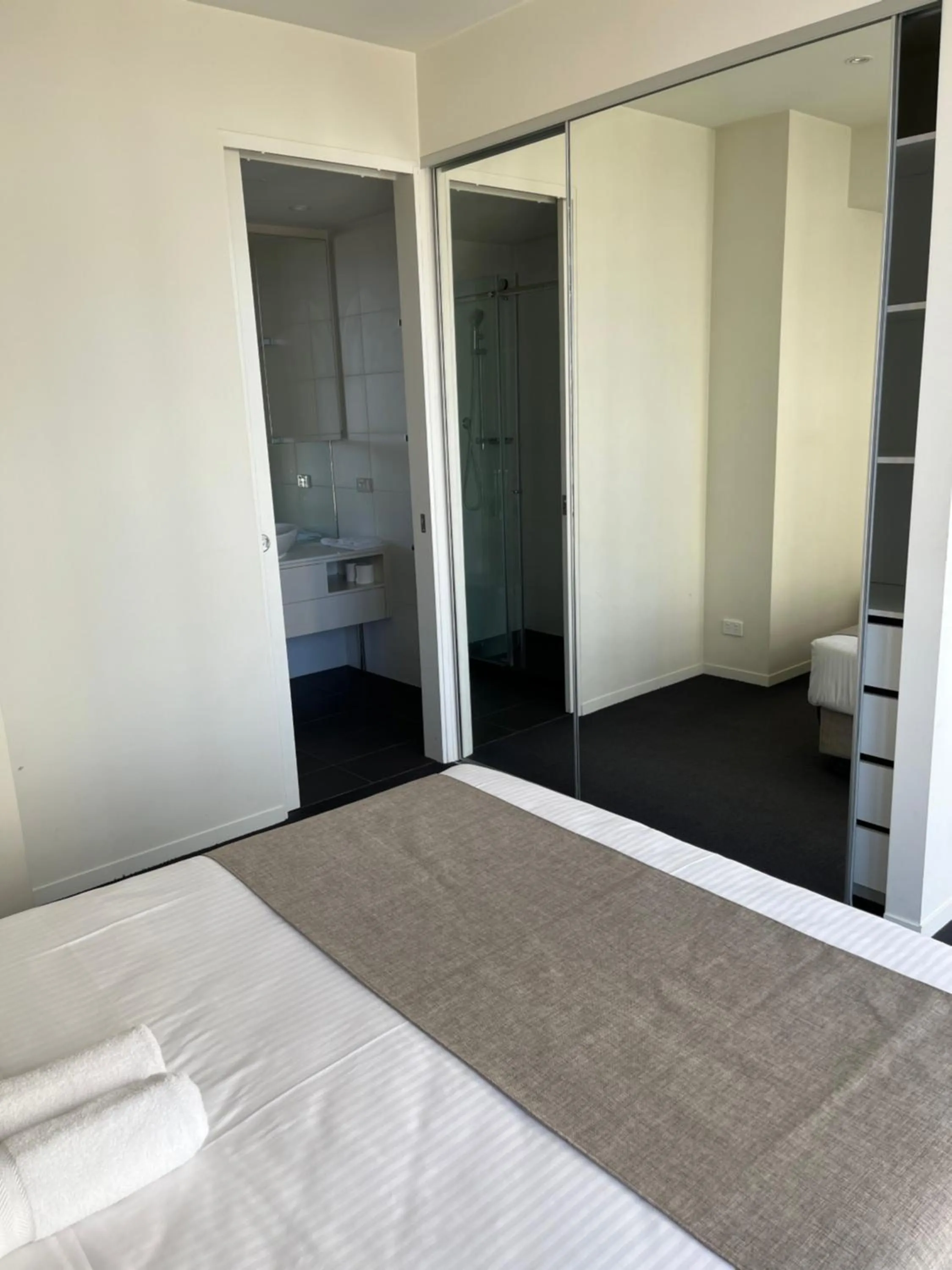 Bed in Tasha's Apartments on Warwick