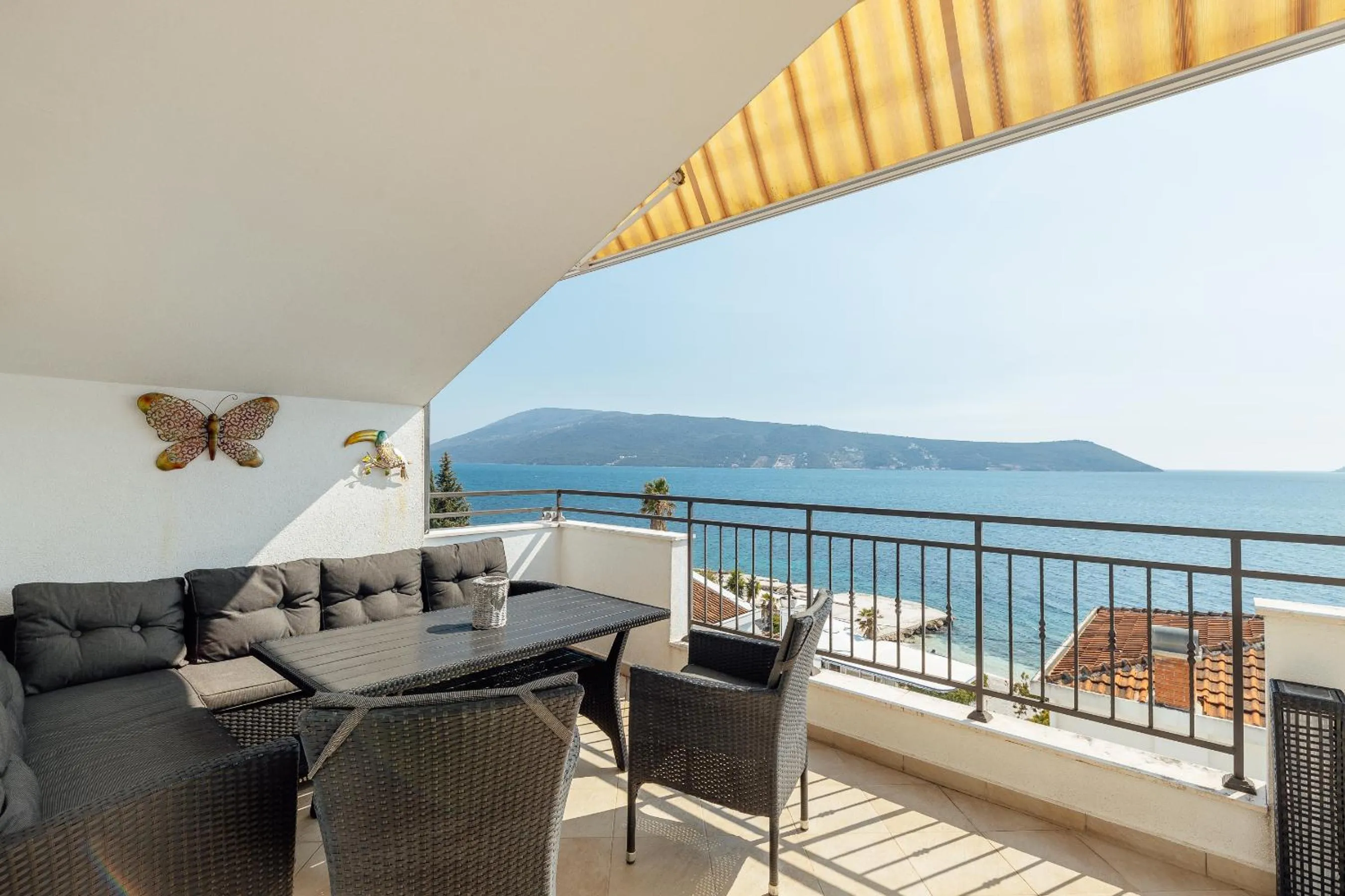 Sea view in Apartment Penthouse Savina