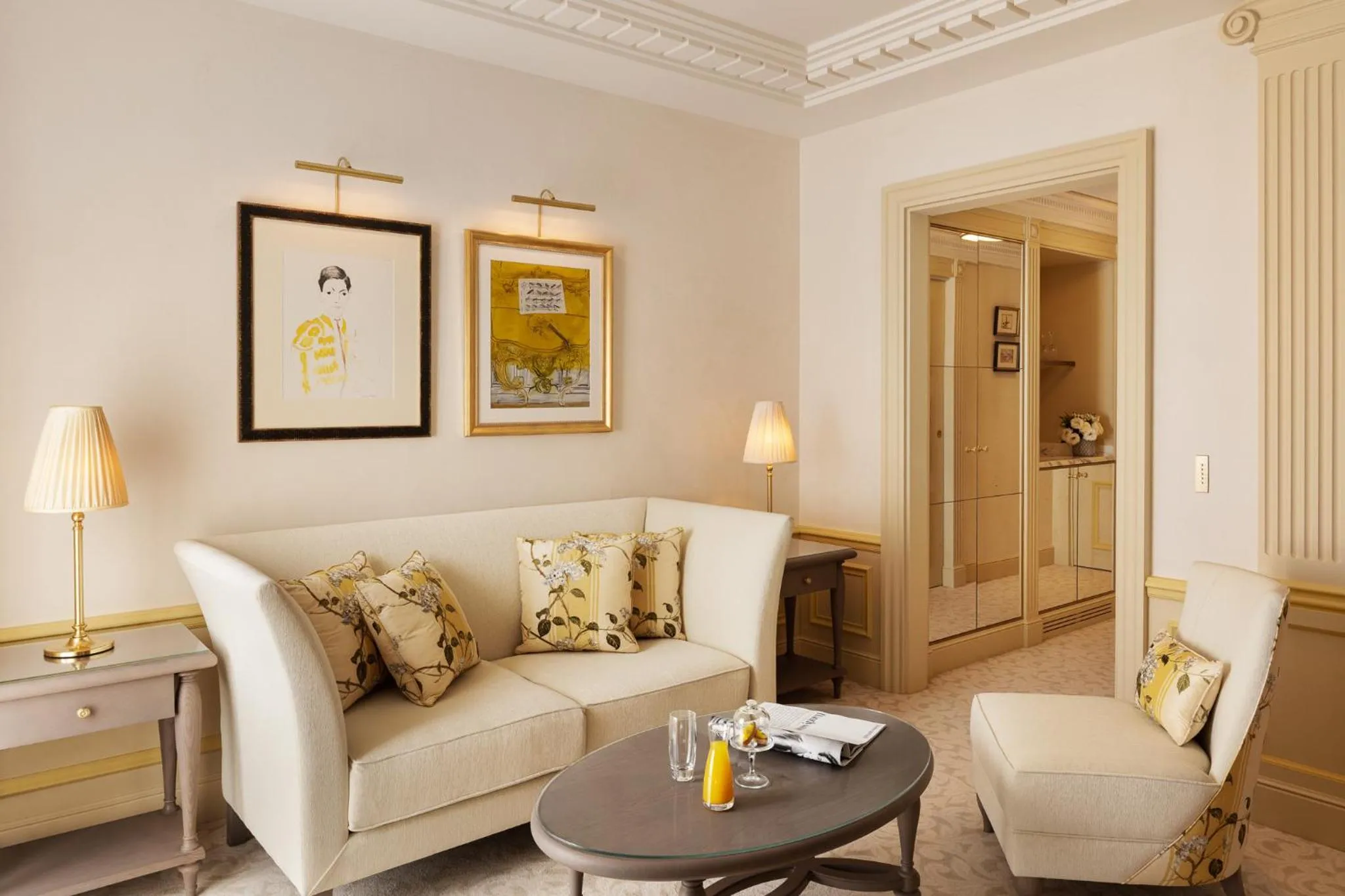 Living room in Hôtel Métropole Monte-Carlo - Spa Guerlain