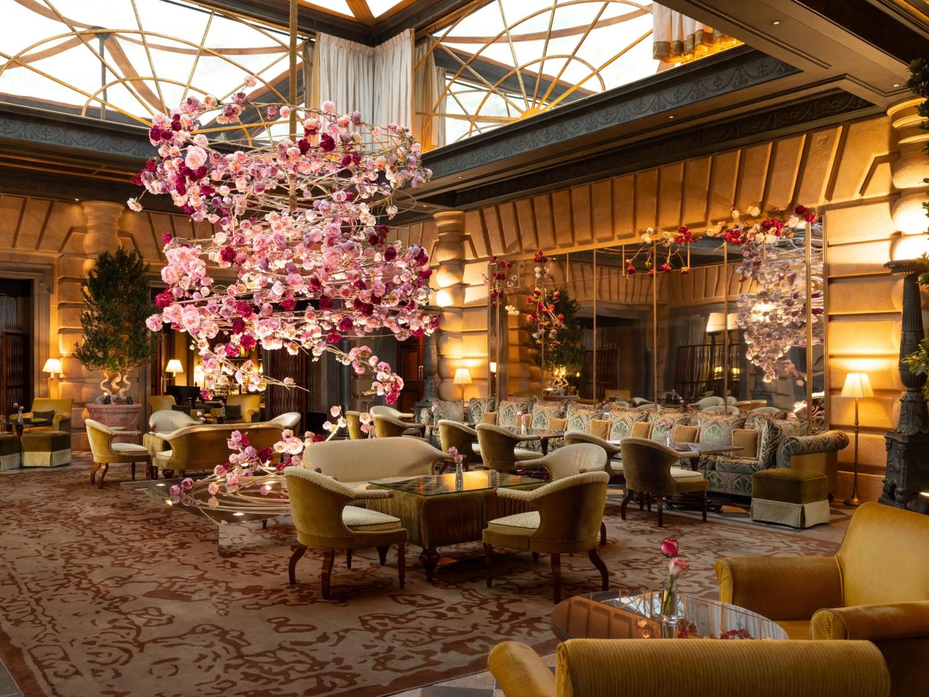 Lounge or bar in Hôtel Métropole Monte-Carlo - Spa Guerlain