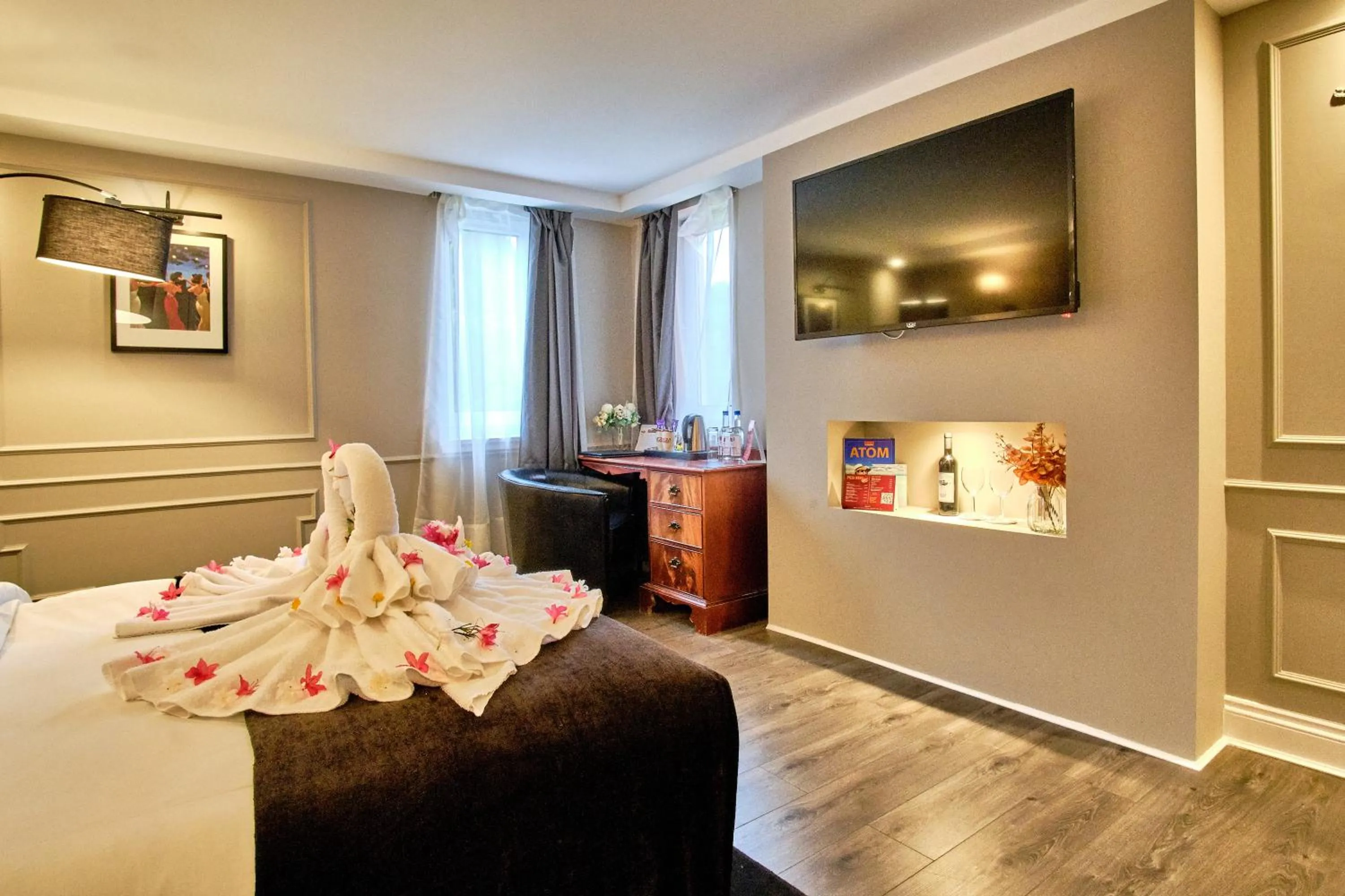 TV and multimedia in Muthu Ben Doran Hotel