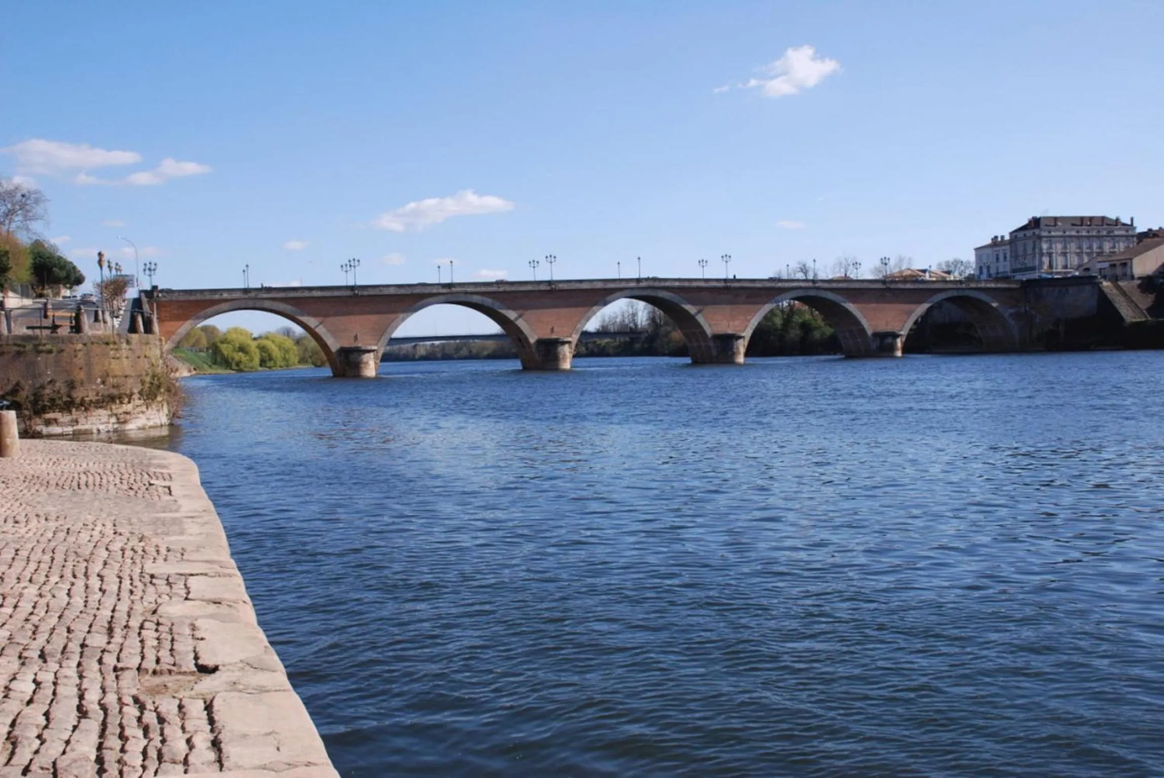 Entertainment in ibis budget Bergerac