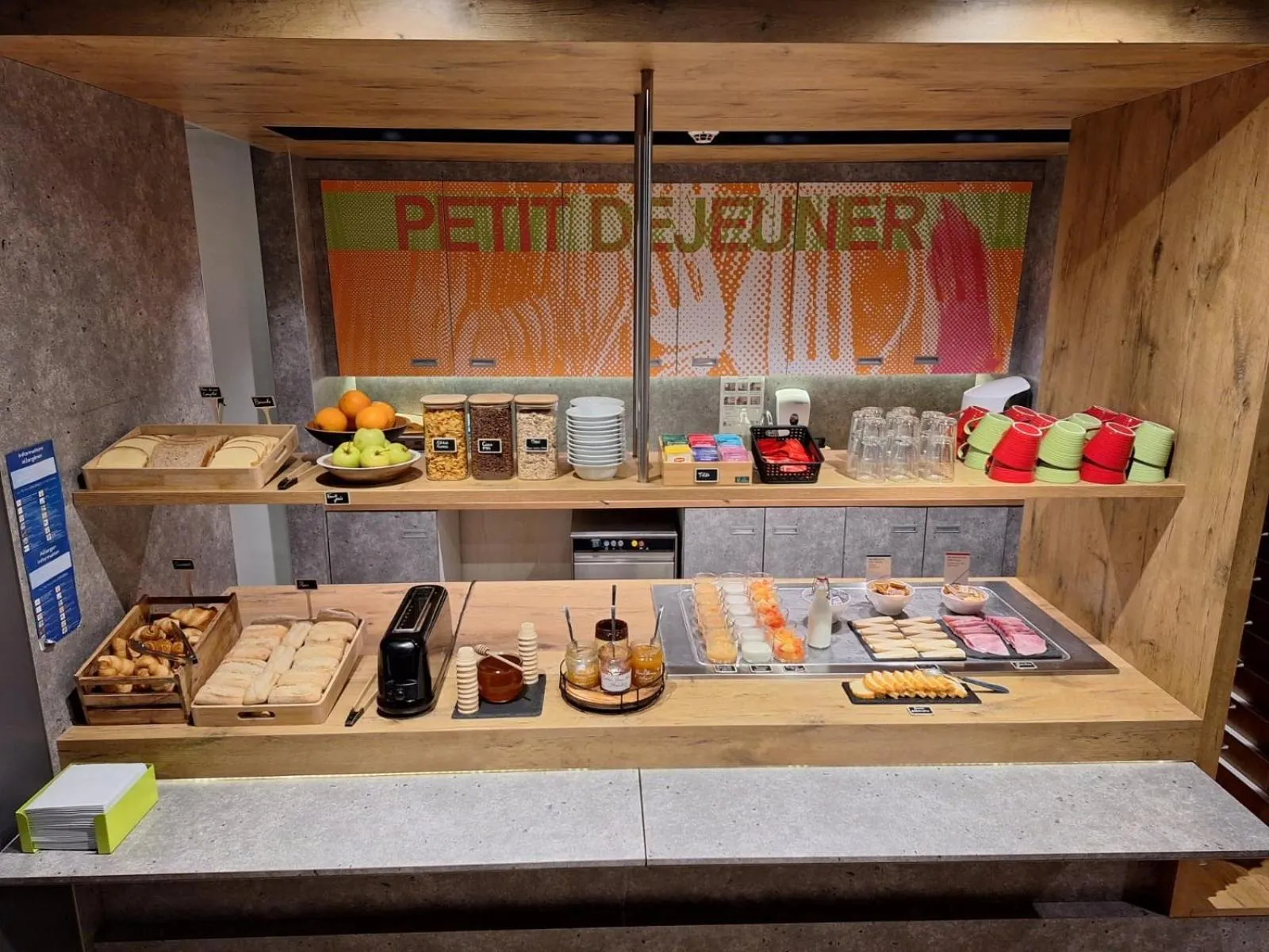 Breakfast in ibis budget Bergerac