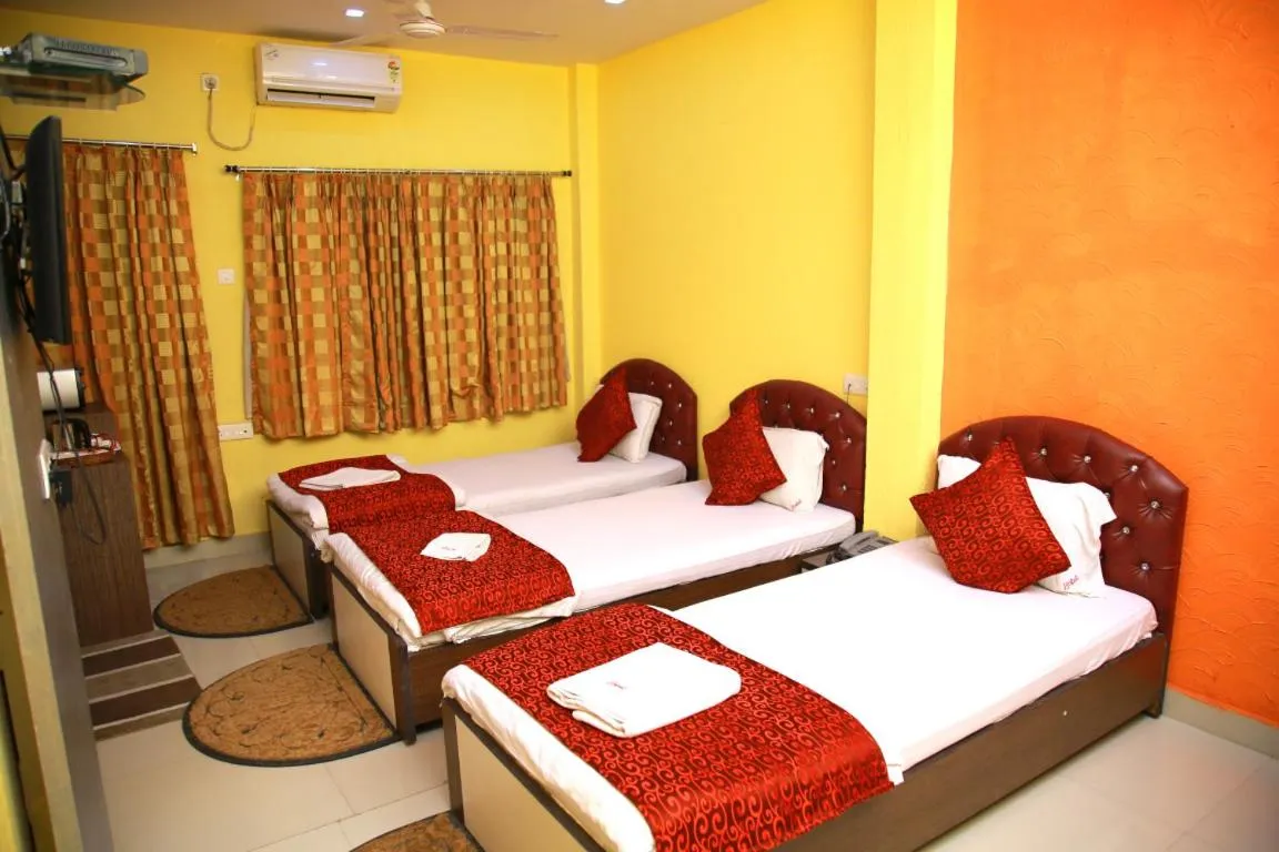 Landmark view, Bed in Babul Hotel