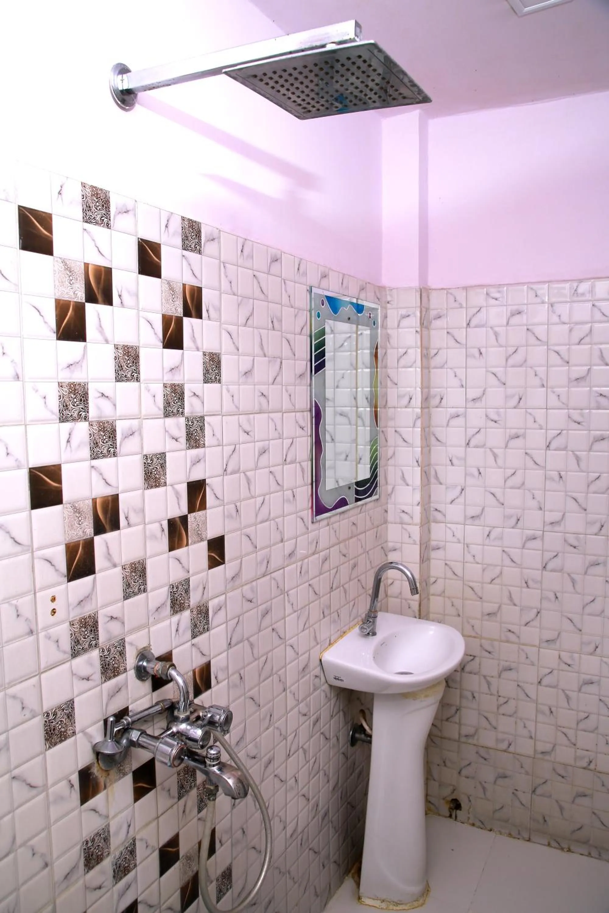 Bathroom in Babul Hotel