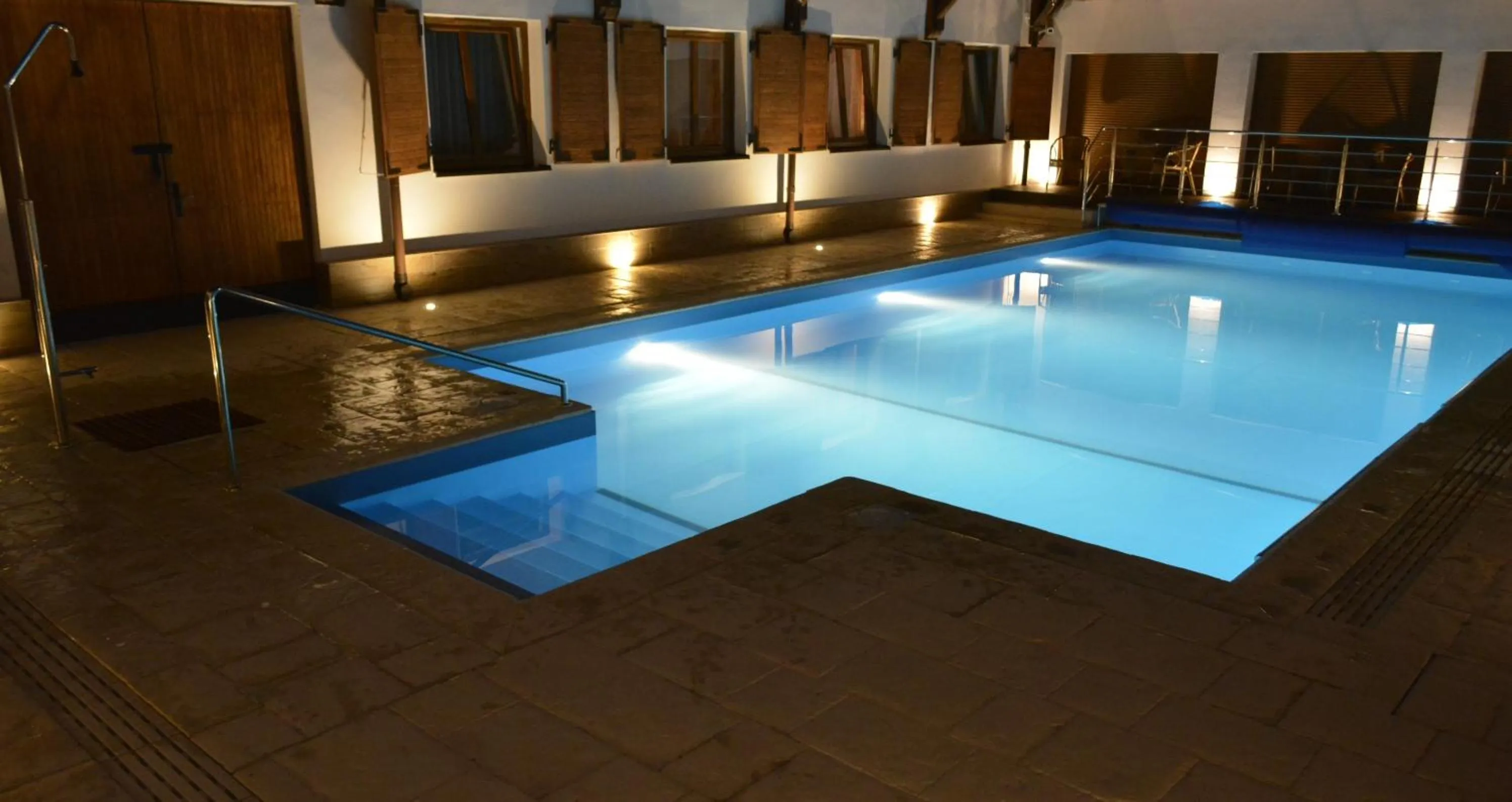 Swimming pool in Hotel Zajazd Piastowski