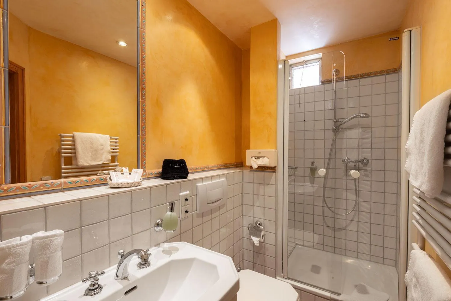 Bathroom in Romantik Hotel Residenz am See