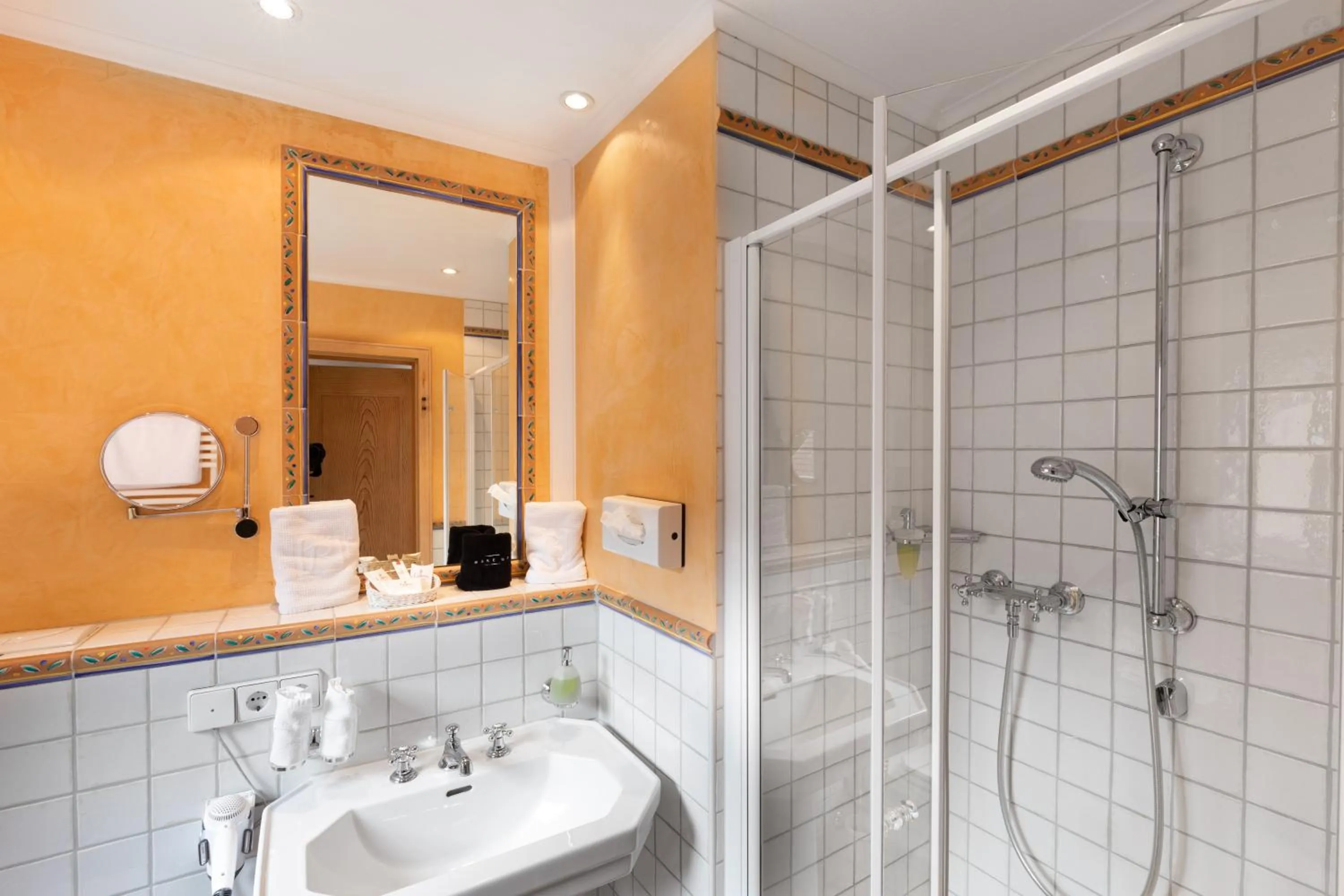 Shower in Romantik Hotel Residenz am See