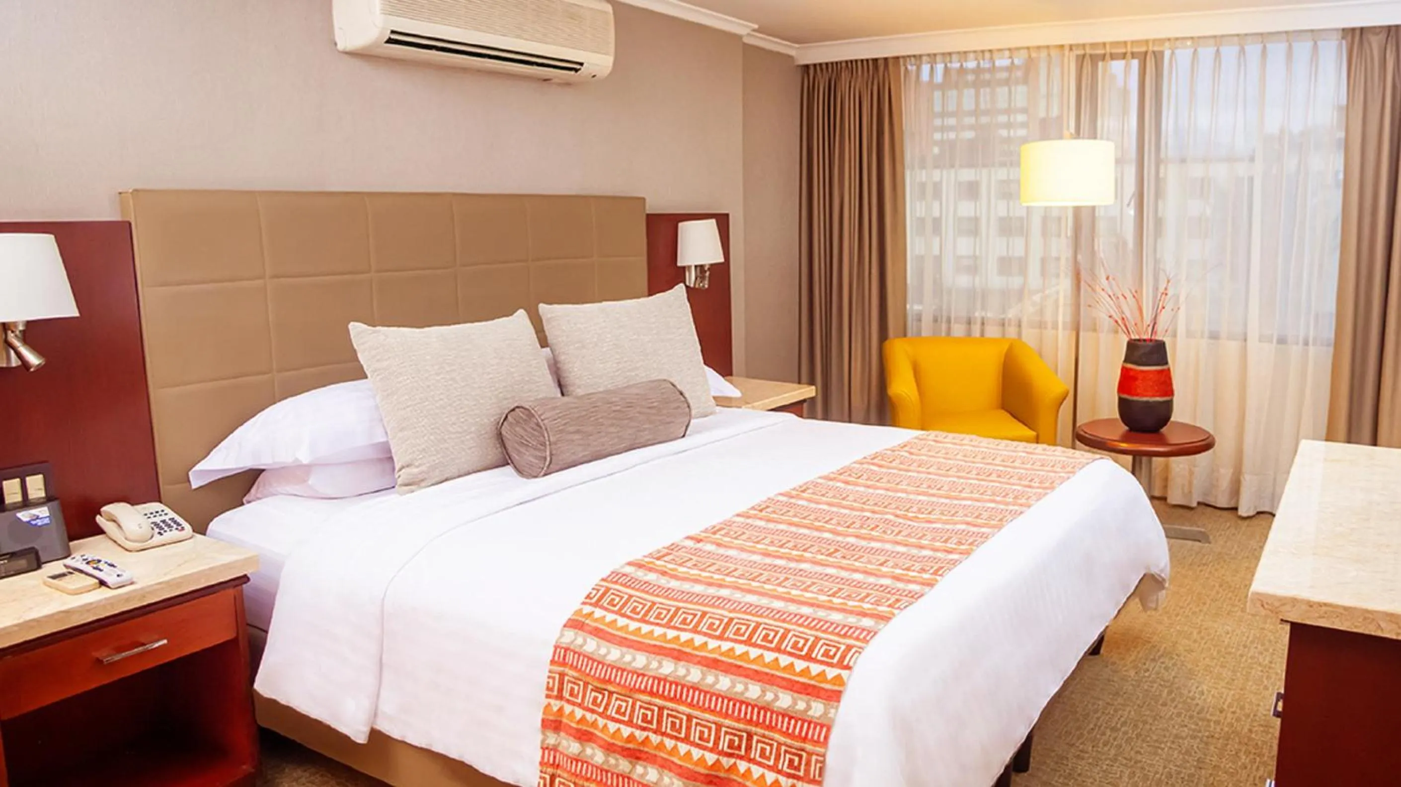 Bedroom, Bed in Bogota Plaza Hotel