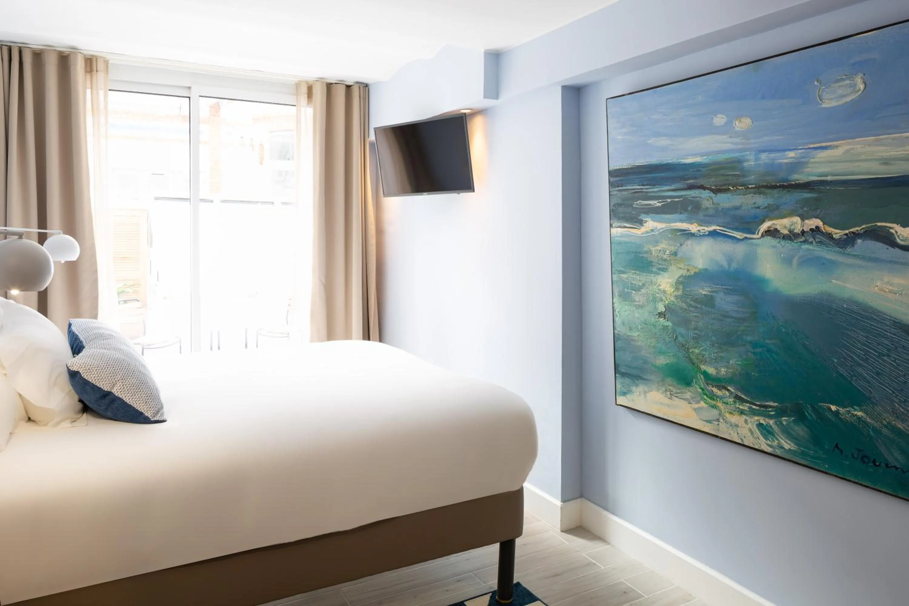 Bed in Hôtel Maison Montgrand - Vieux Port