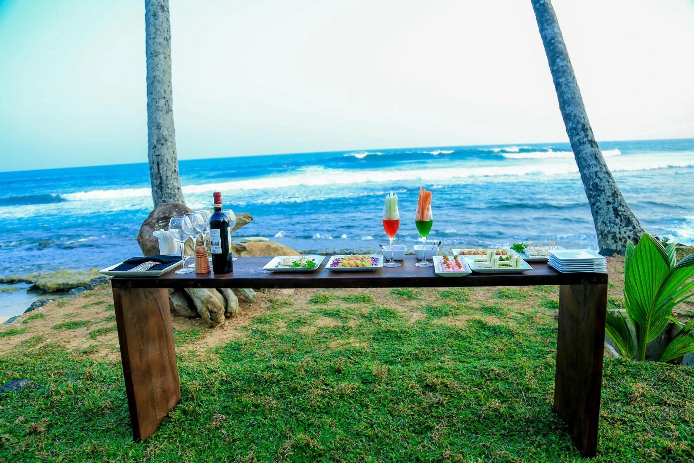 Restaurant/places to eat in Villa Océane