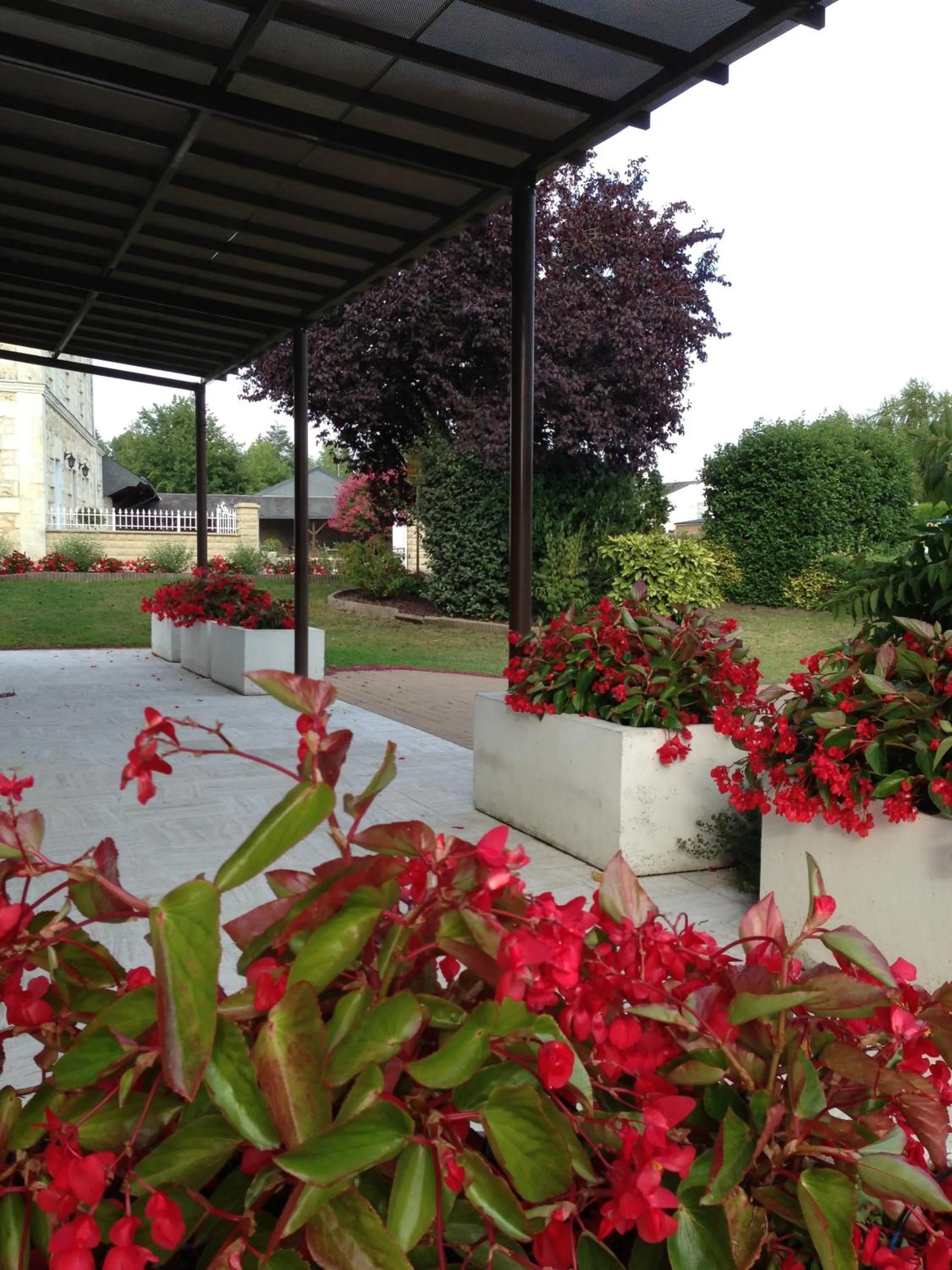 Facade/entrance in Logis Hotel Restaurant l'Orée Des Bois