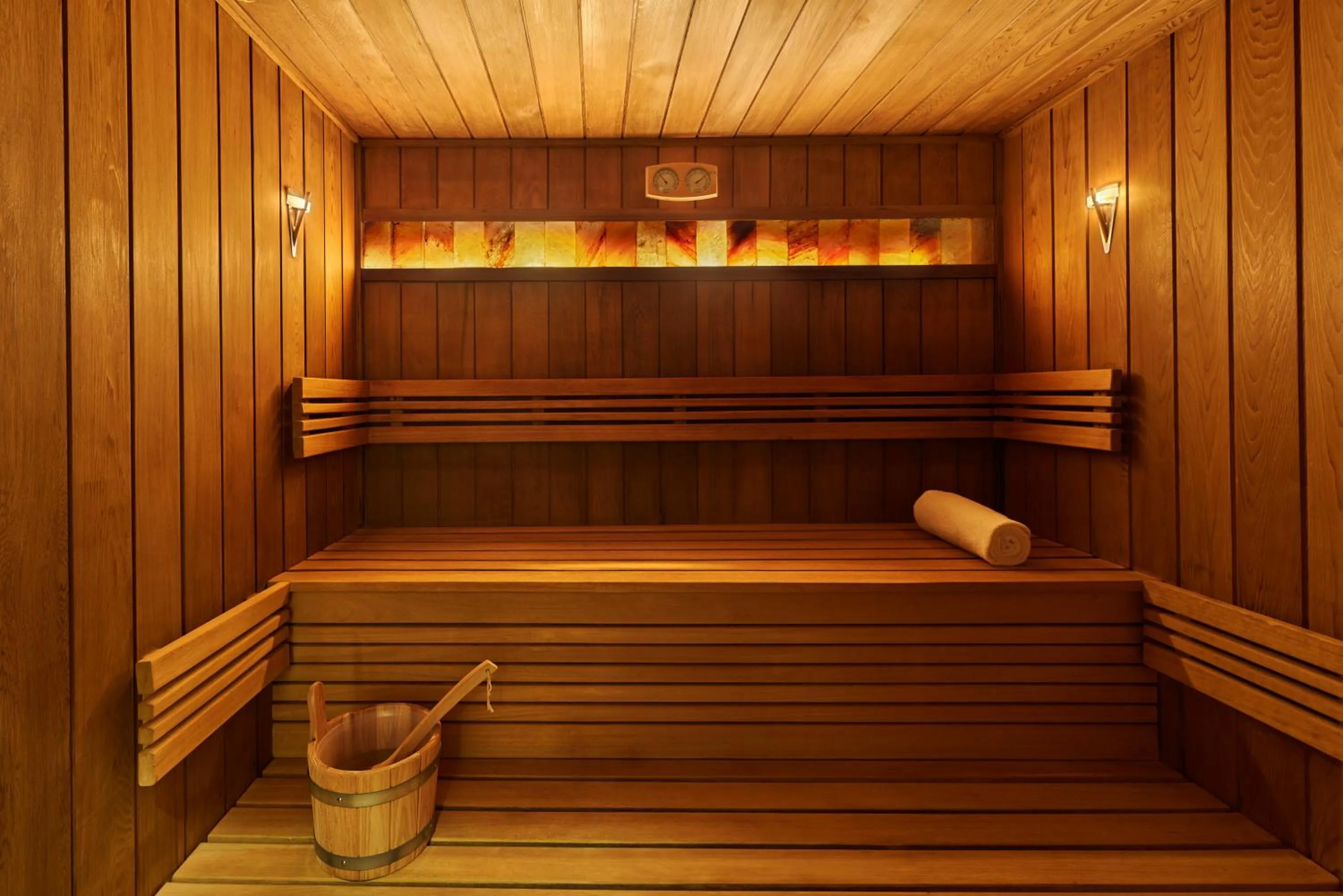 Spa and wellness centre/facilities in Hôtel Barrière Fouquet's Paris