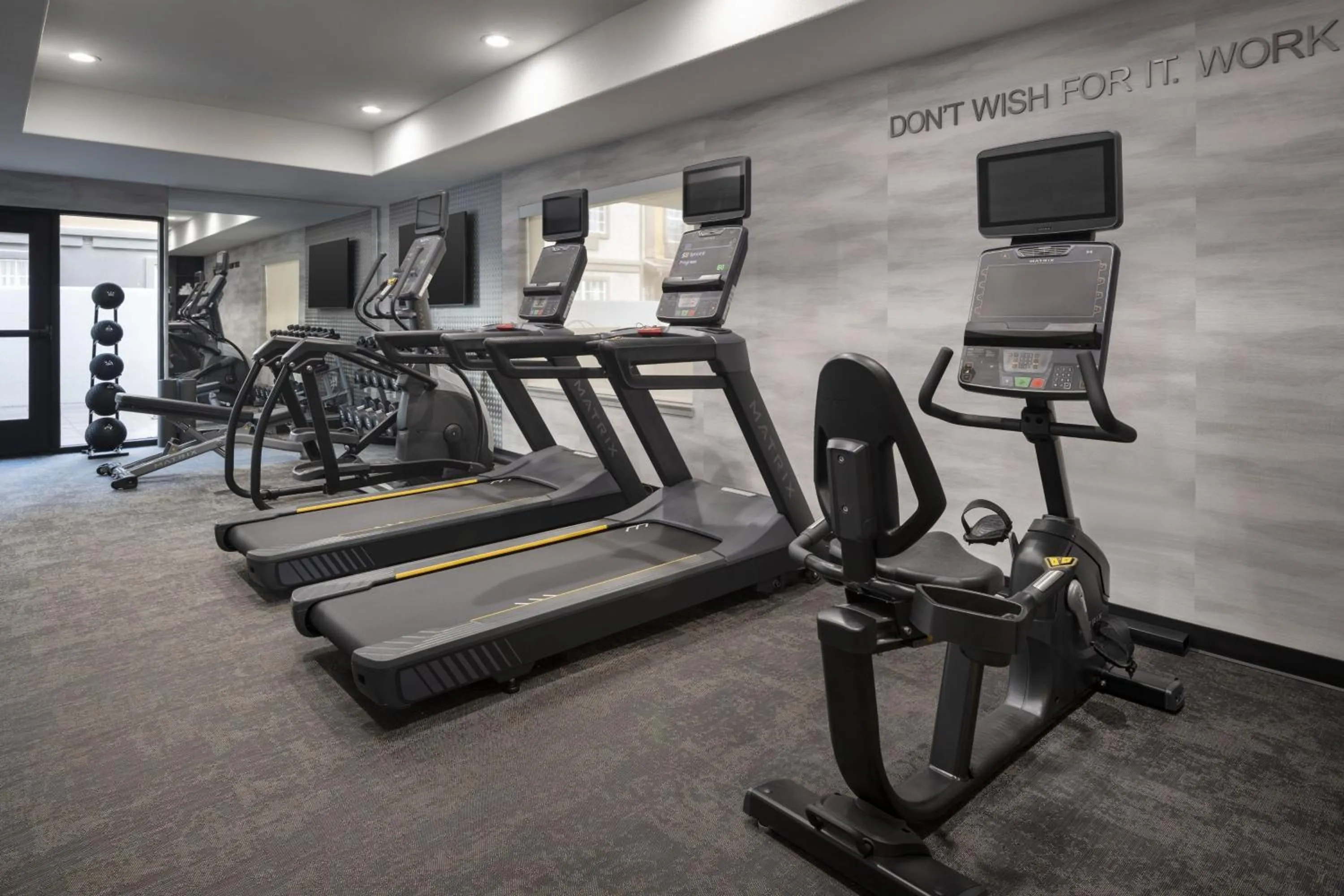 Fitness centre/facilities in Fairfield by Marriott Inn & Suites Fresno Riverpark