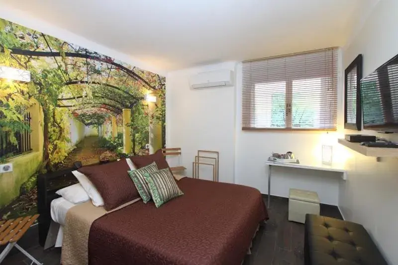 Standard Double Room in Villa Tricoli B&B avec Piscine Standard Double Room in Villa Tricoli B&B avec Piscine