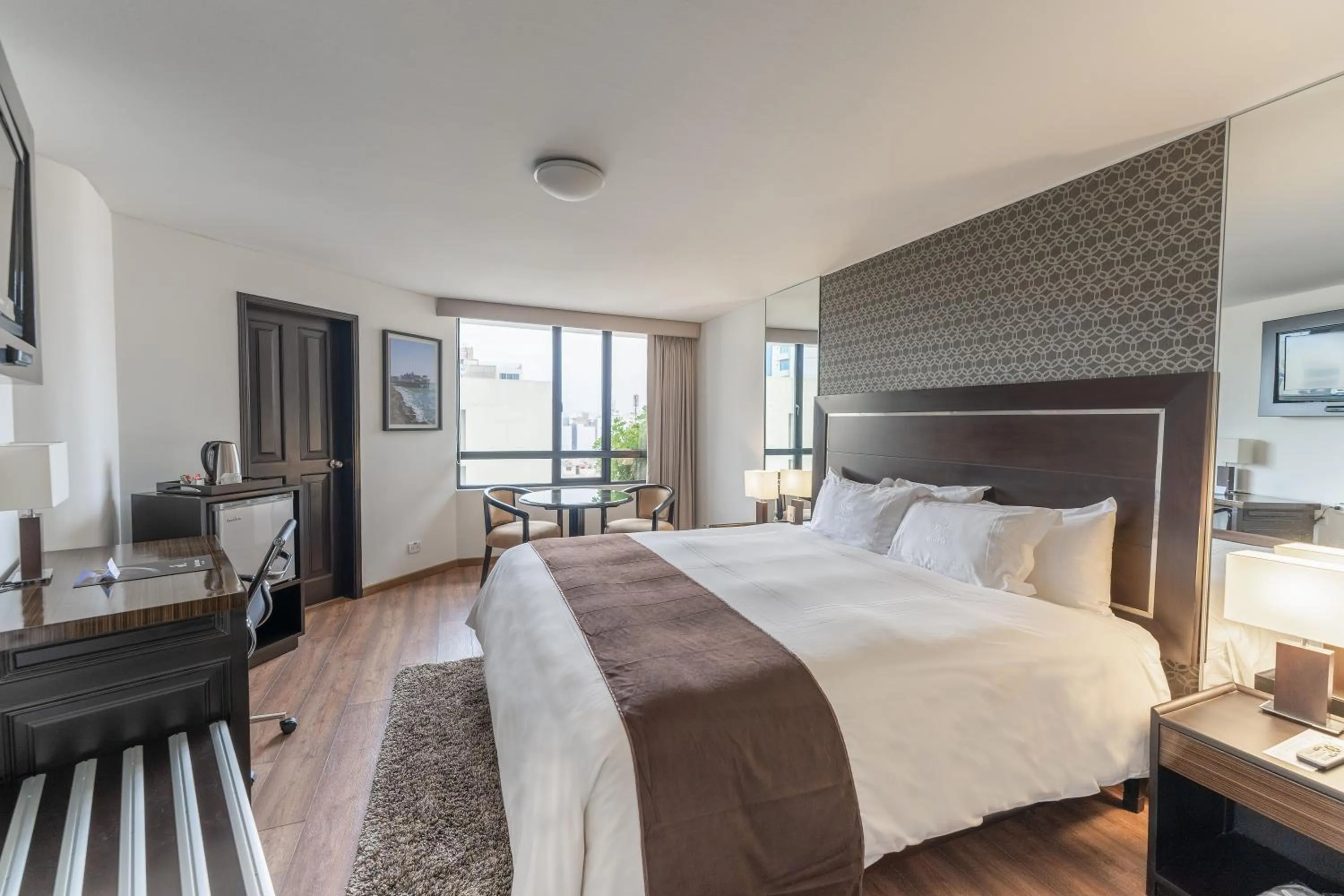 Bed in Jose Antonio Executive