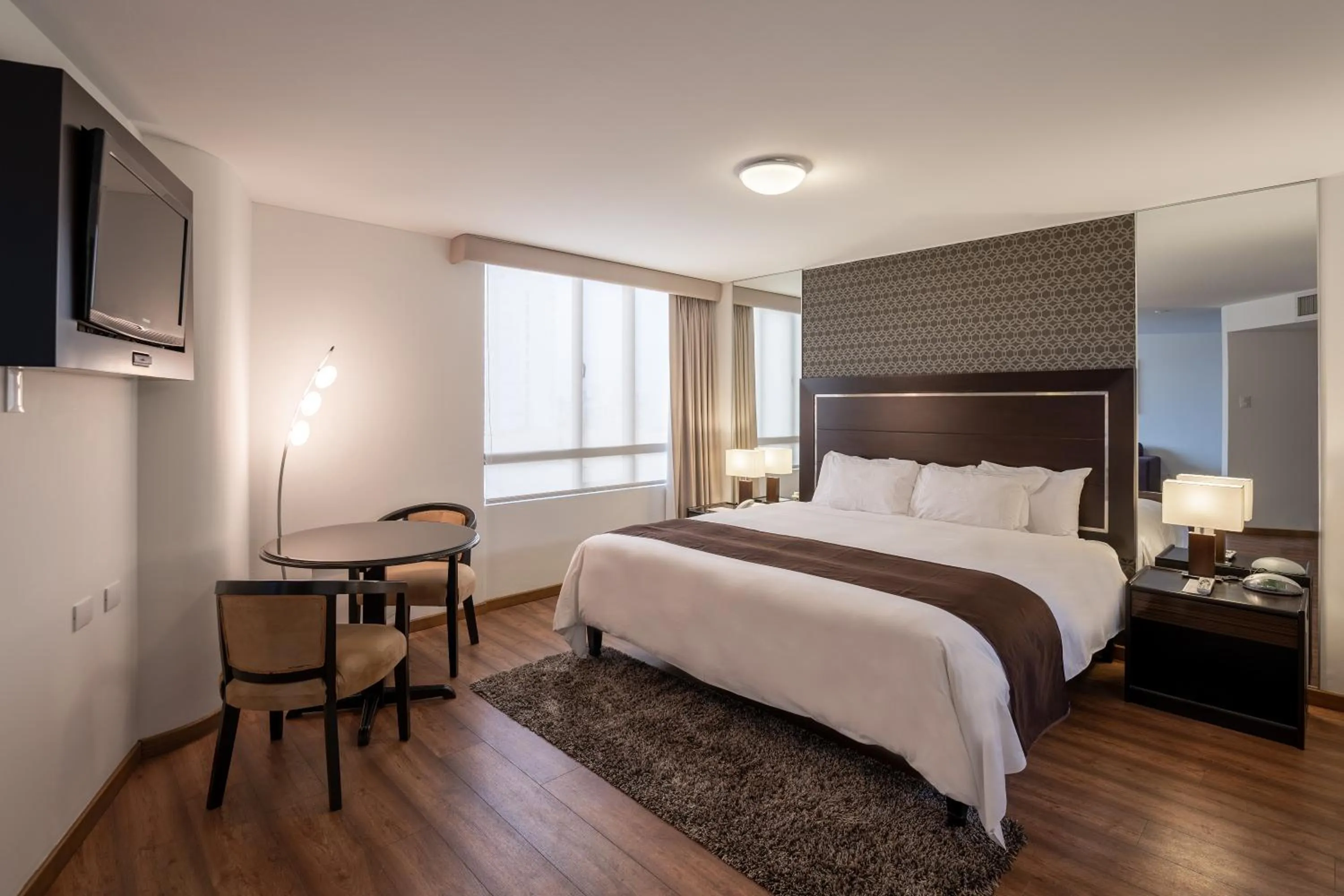 Bed in Jose Antonio Executive