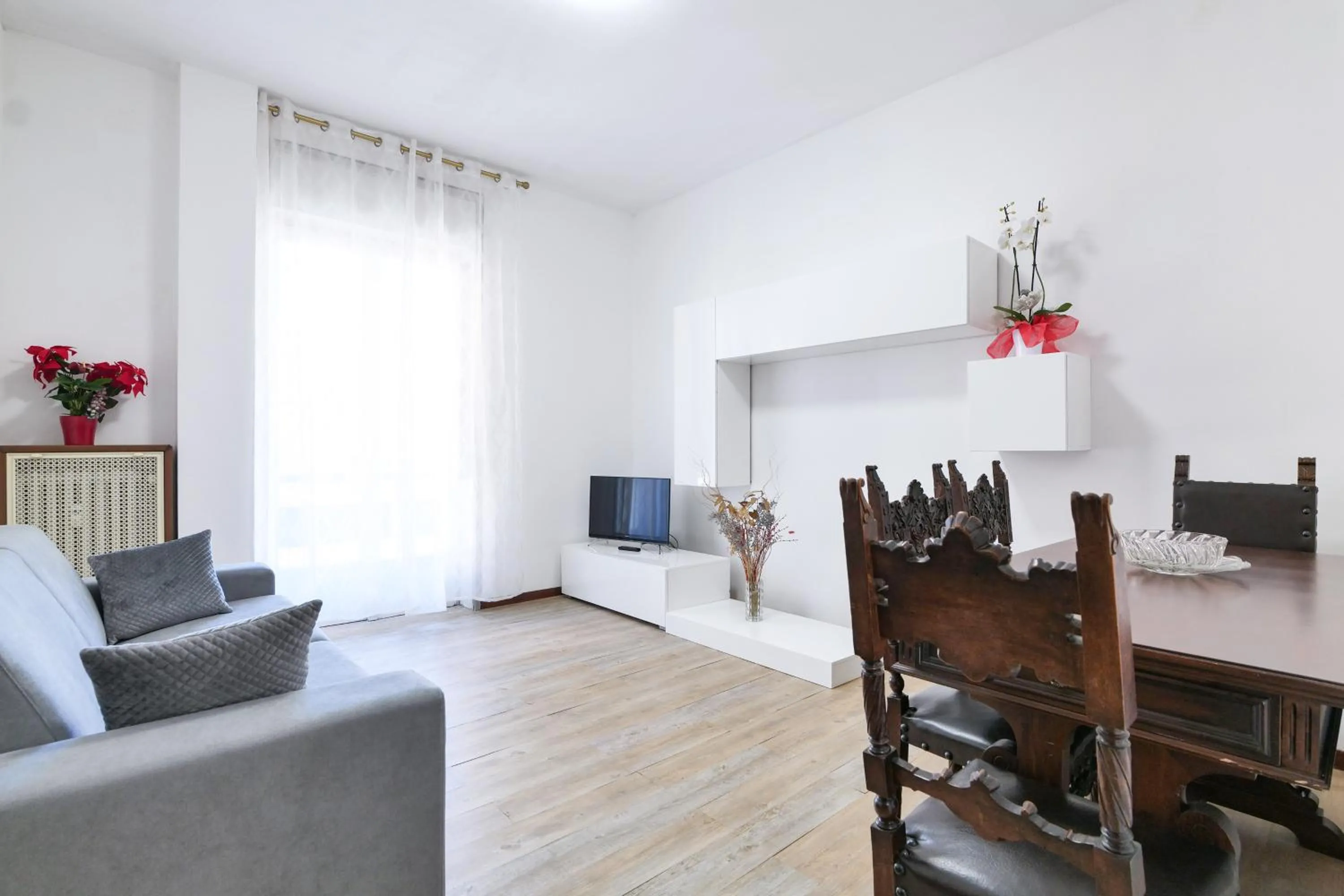 Two-Bedroom Apartment in Casa Primavera