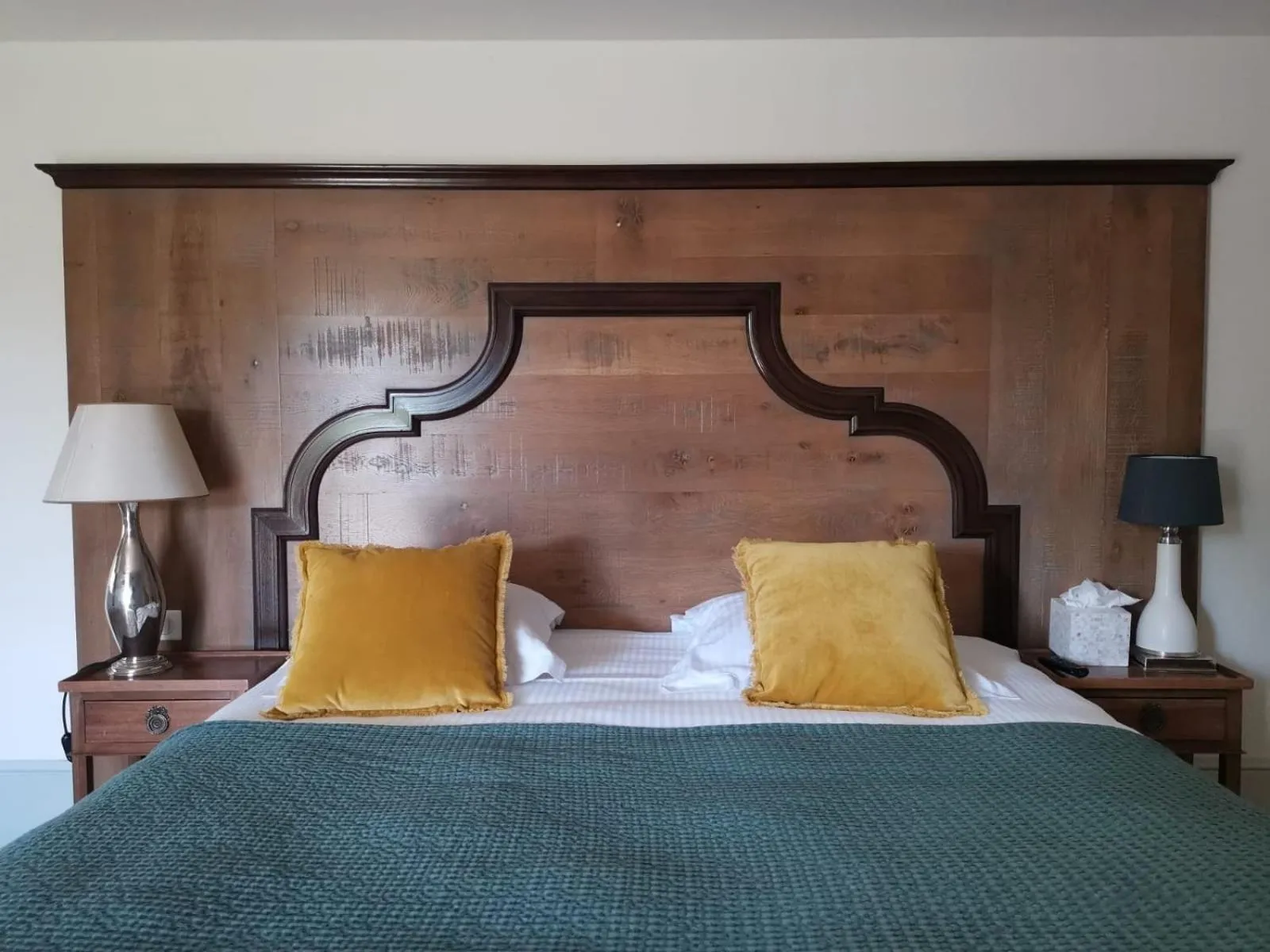 Bed in Château de Saulon