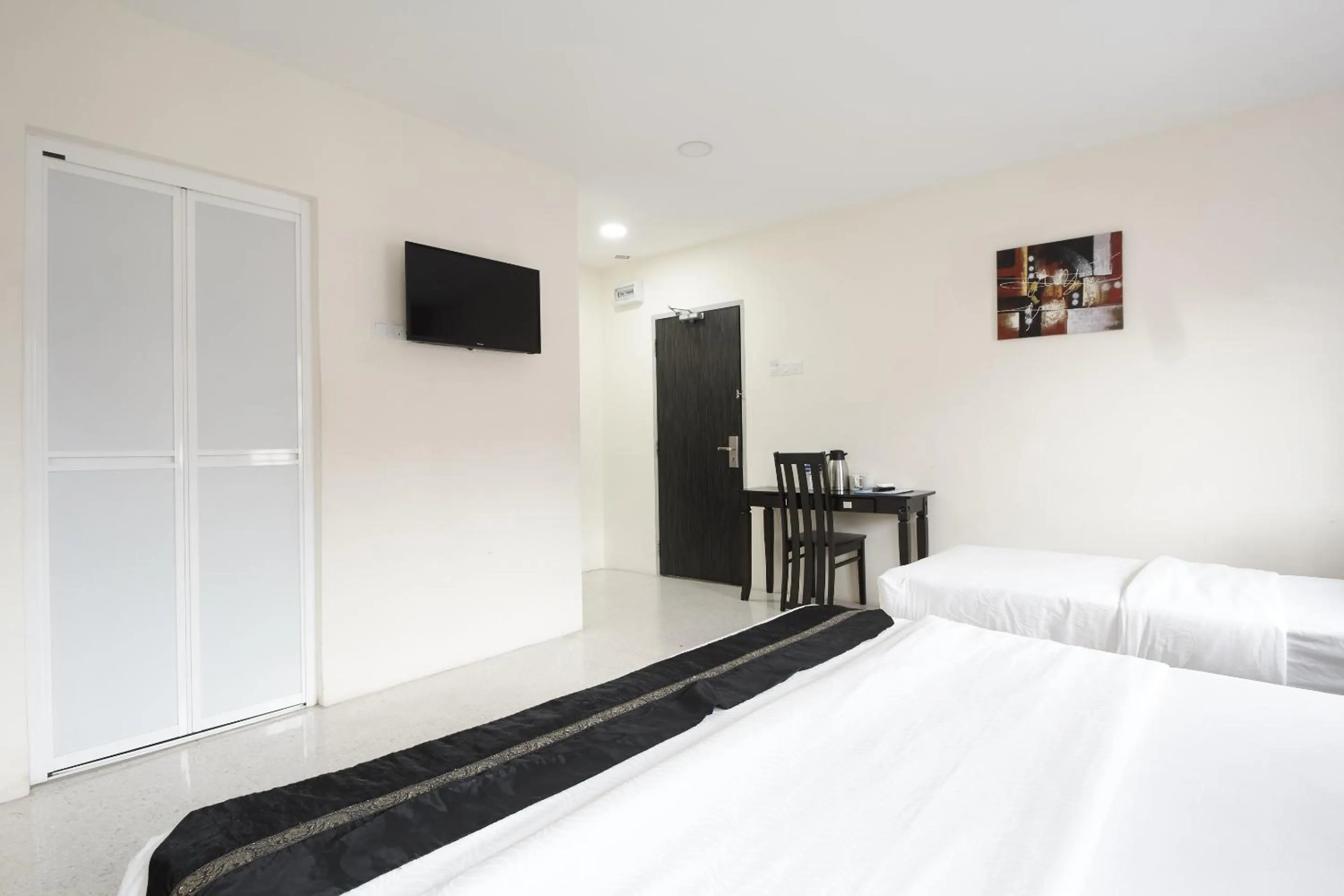 Bed in M S Hotel, Tengku Kelana KTM Klang