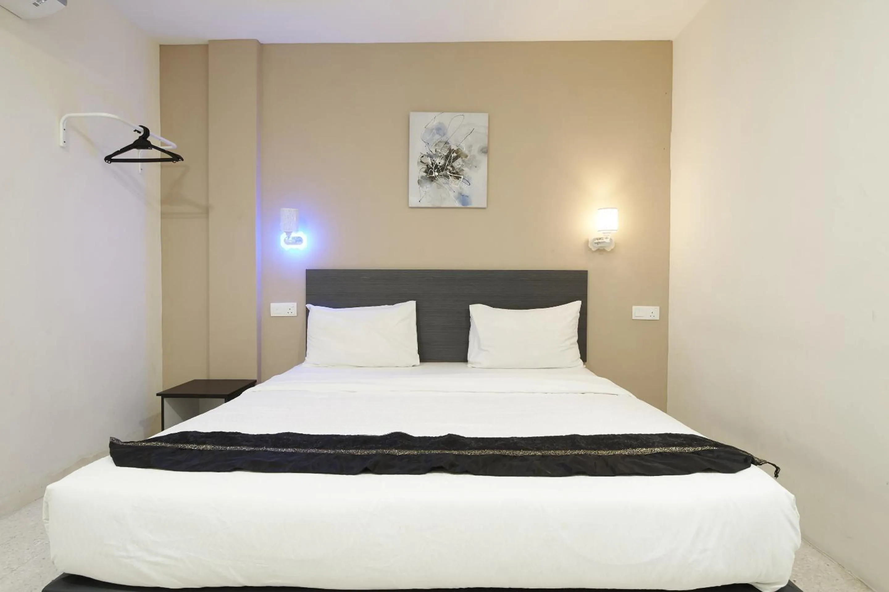 Bed in M S Hotel, Tengku Kelana KTM Klang