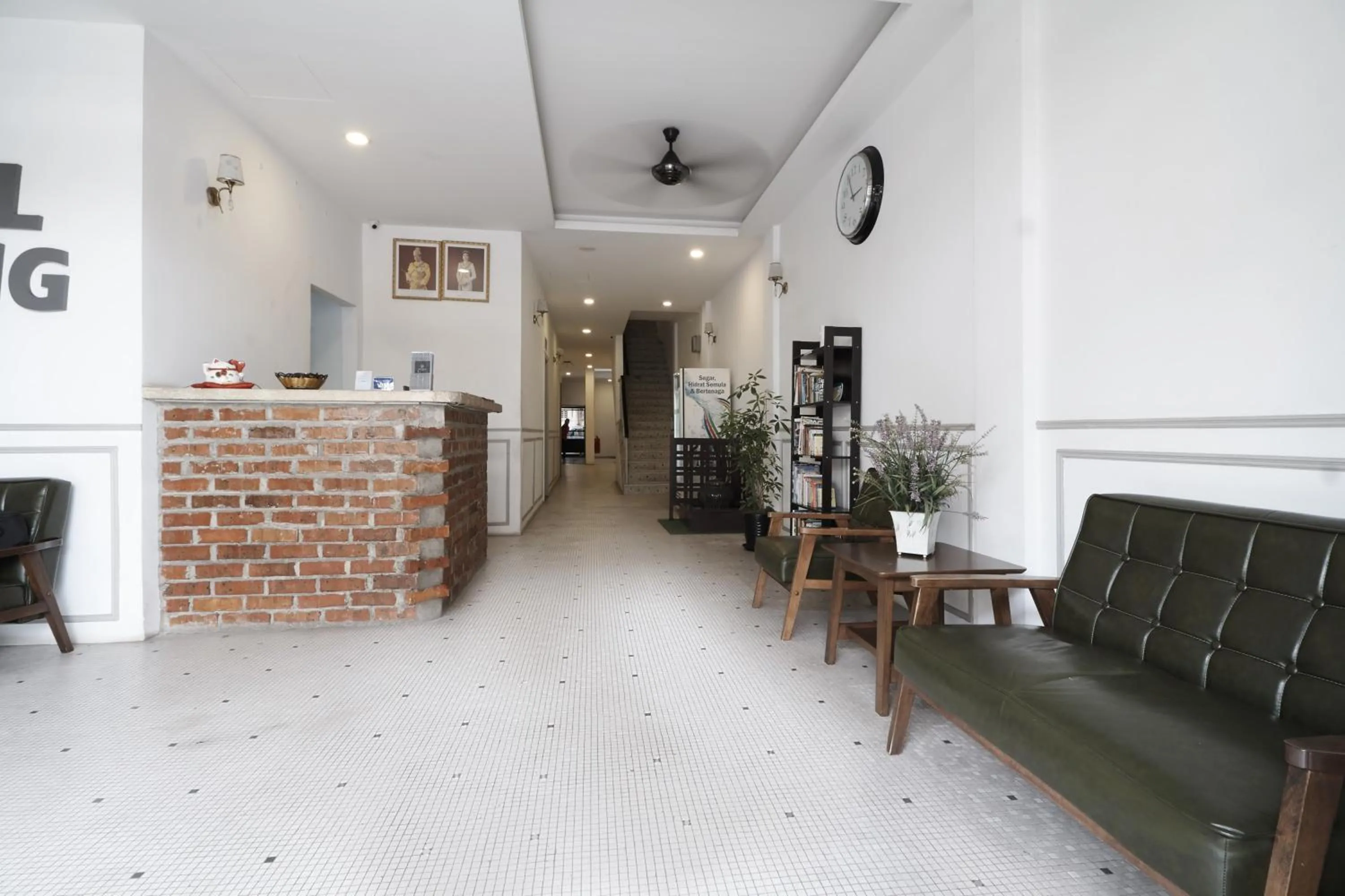 M S Hotel, Tengku Kelana KTM Klang