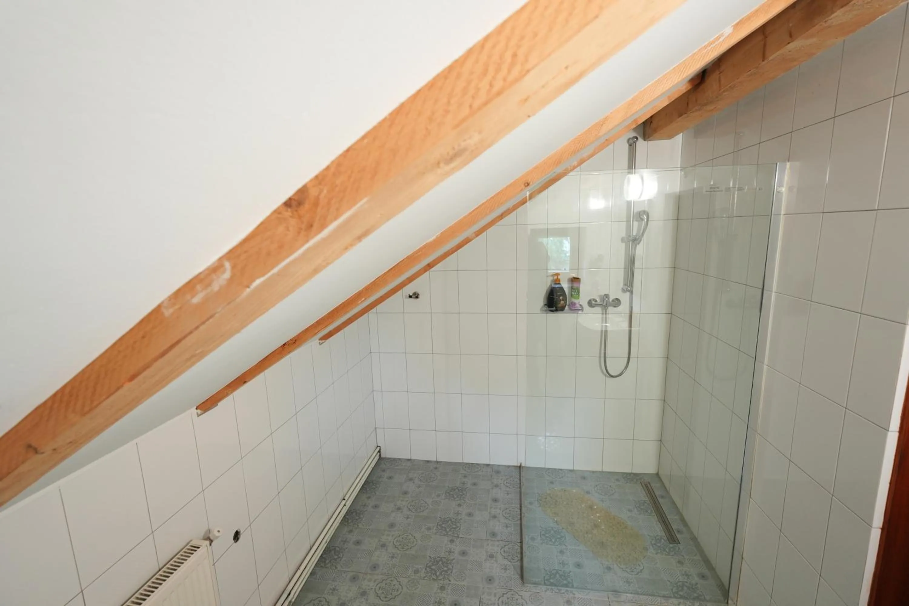 Shower in Gasthof Sara