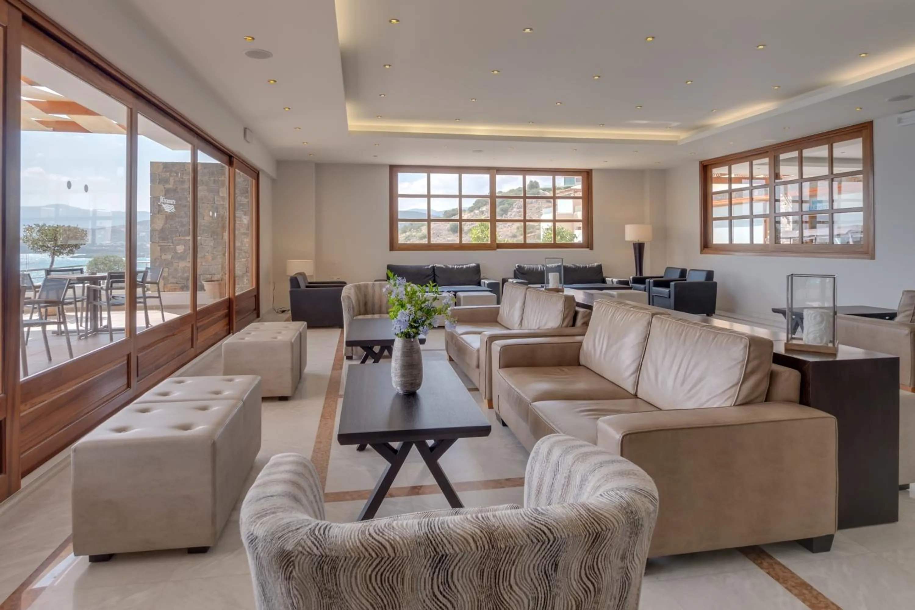 Lounge or bar in Miramare Resort & Spa