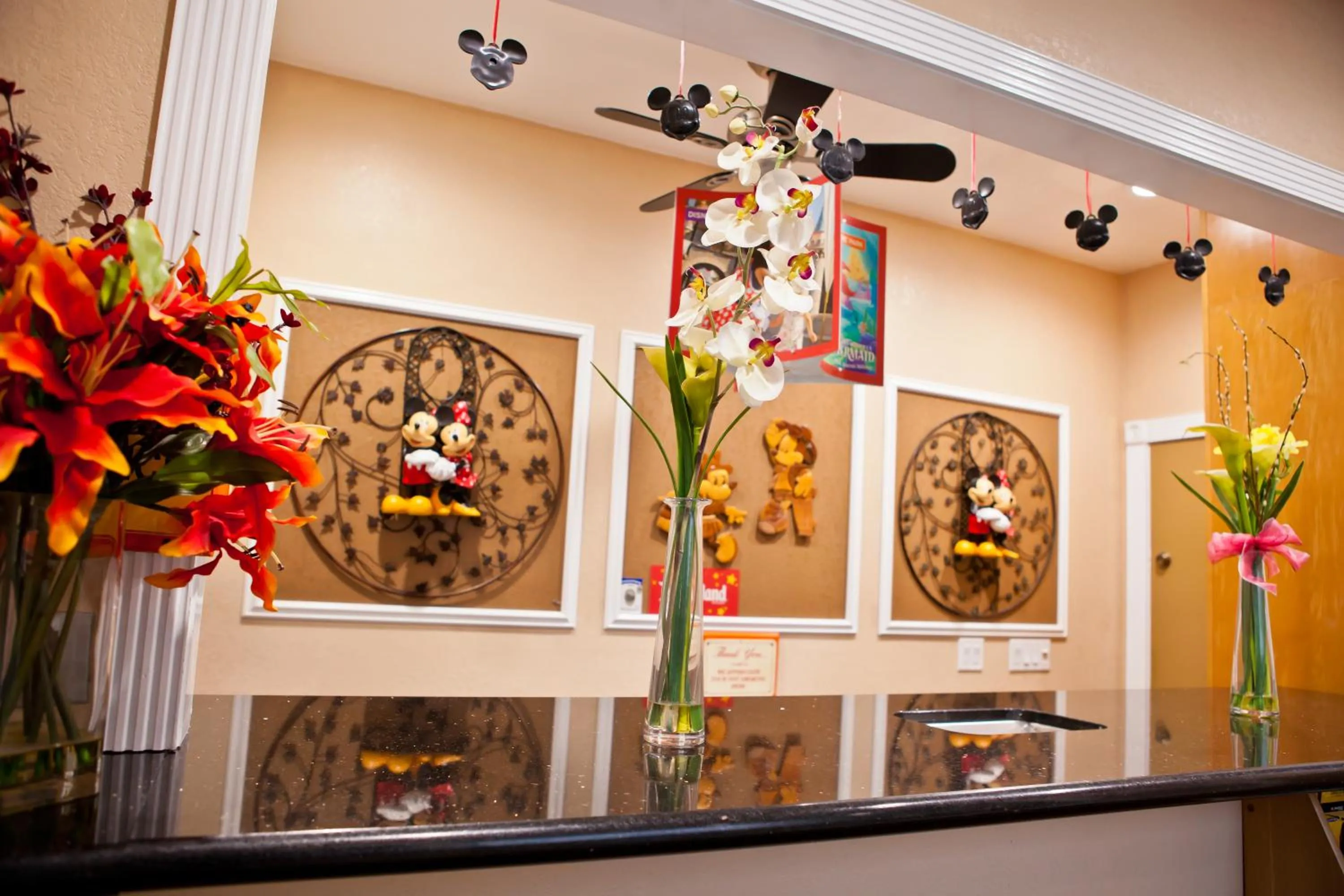 Lobby or reception in Budget Inn Anaheim near Disneyland Drive