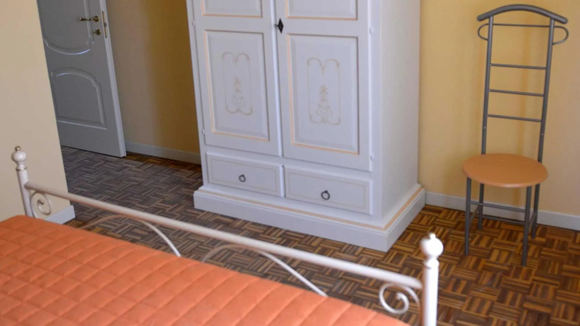 Photo of the whole room in La Locanda Francigena