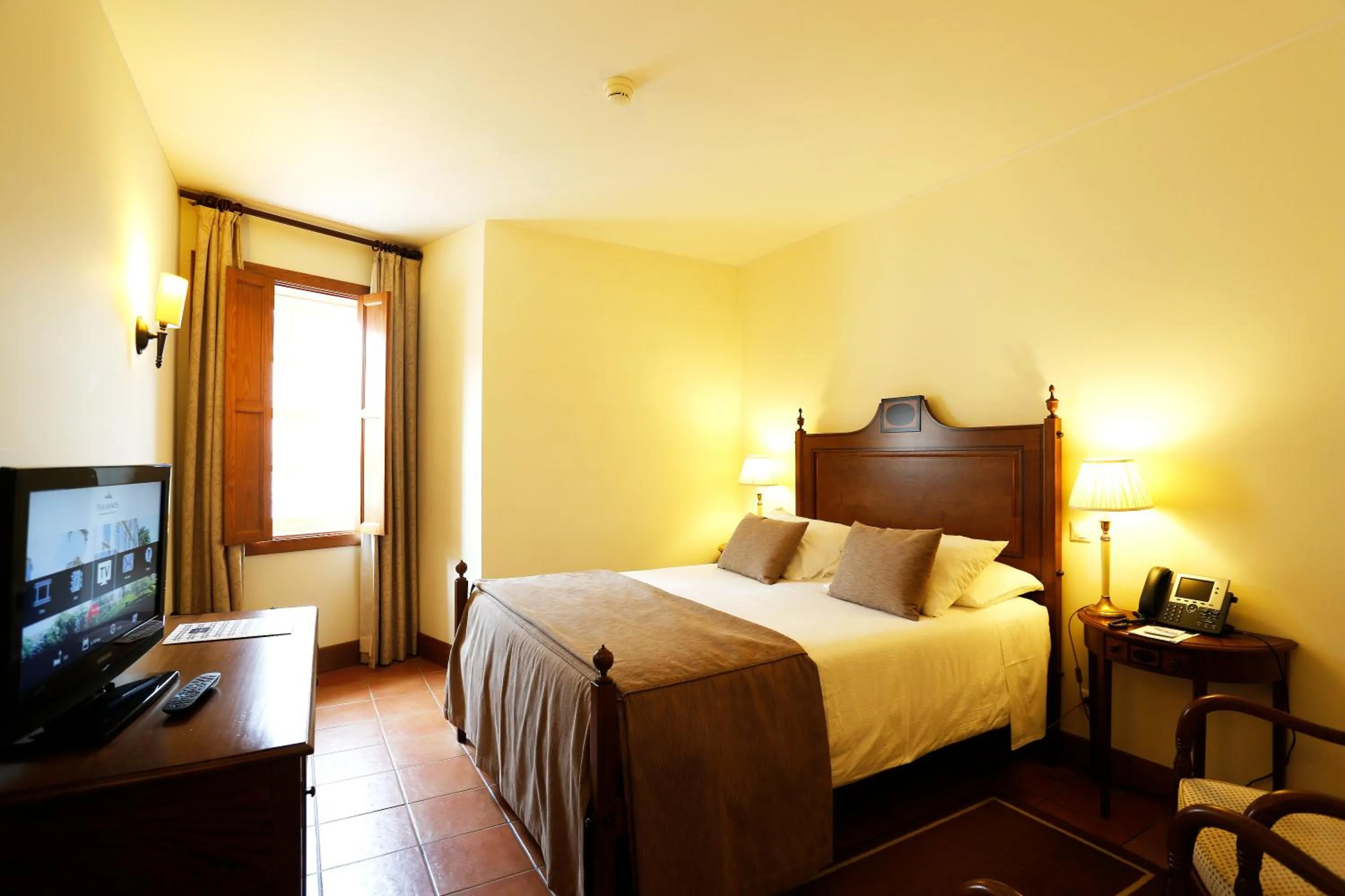 Bed in Parador Casa Da Insua