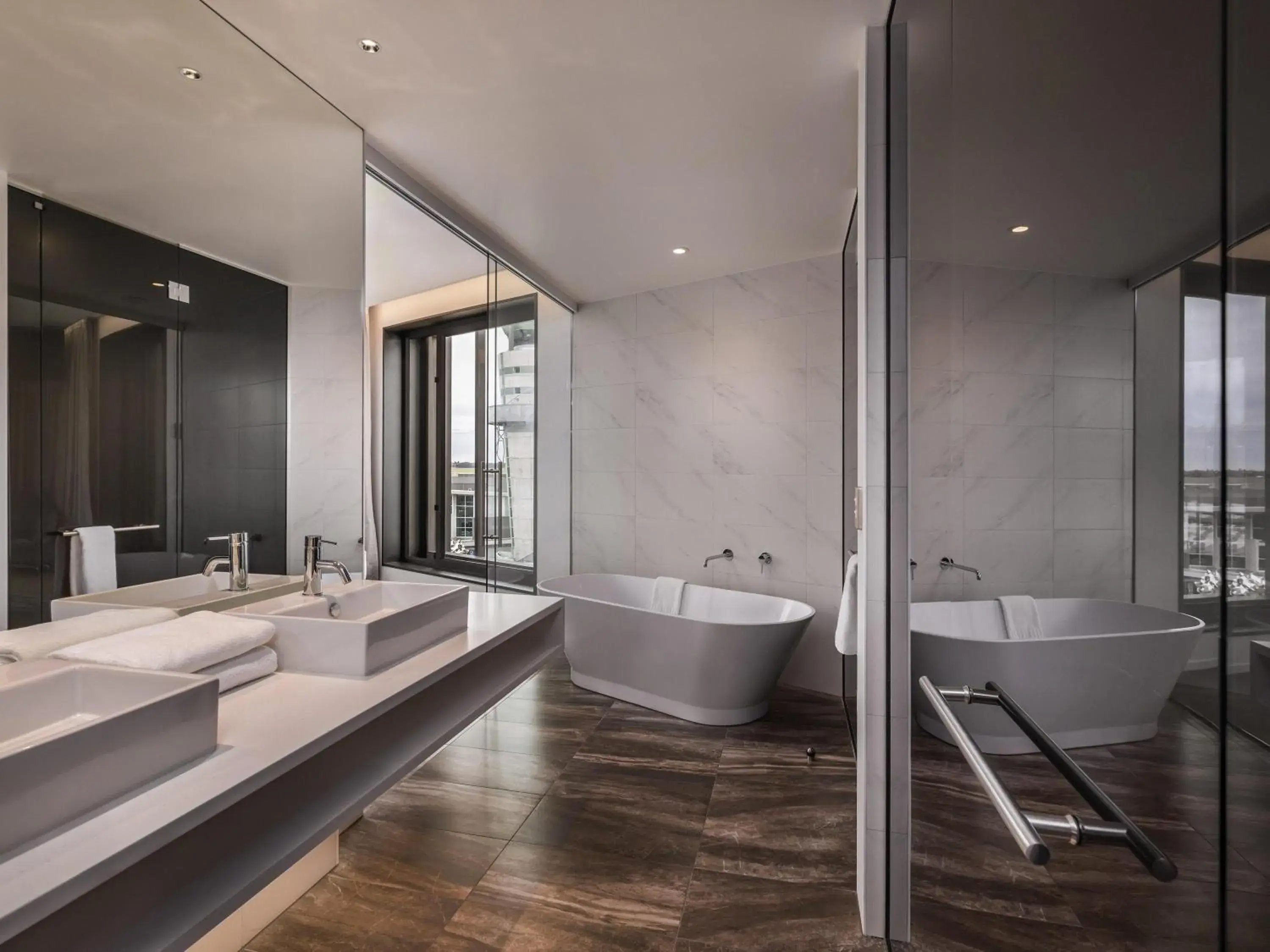 Executive Suite in Novotel Christchurch Airport Executive Suite in Novotel Christchurch Airport