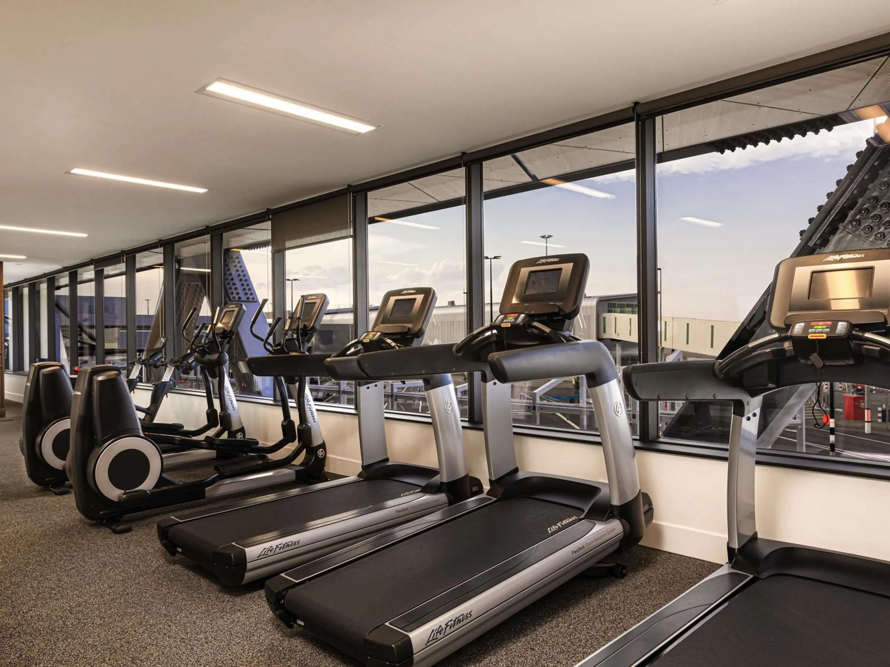 Fitness centre/facilities in Novotel Christchurch Airport
