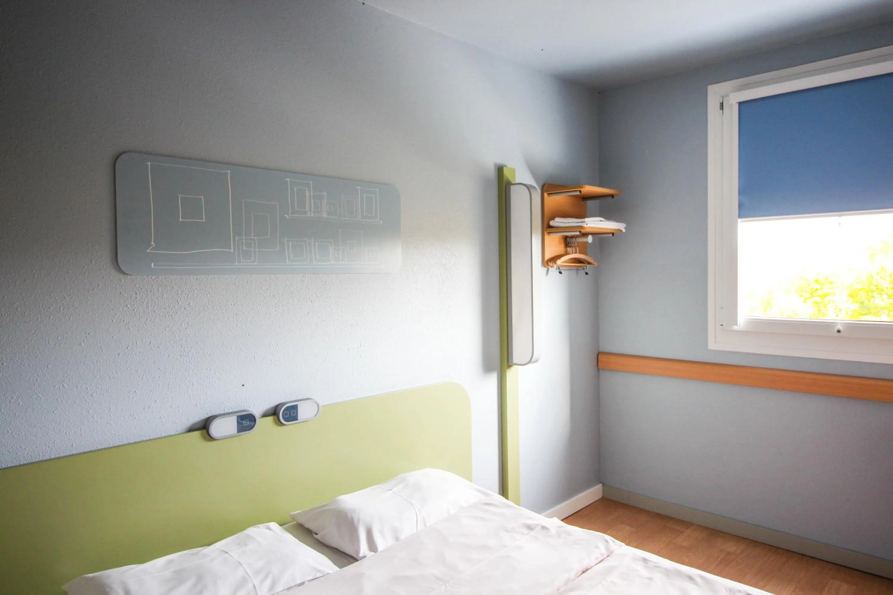 Bed in ibis budget Muenchen Ost Messe